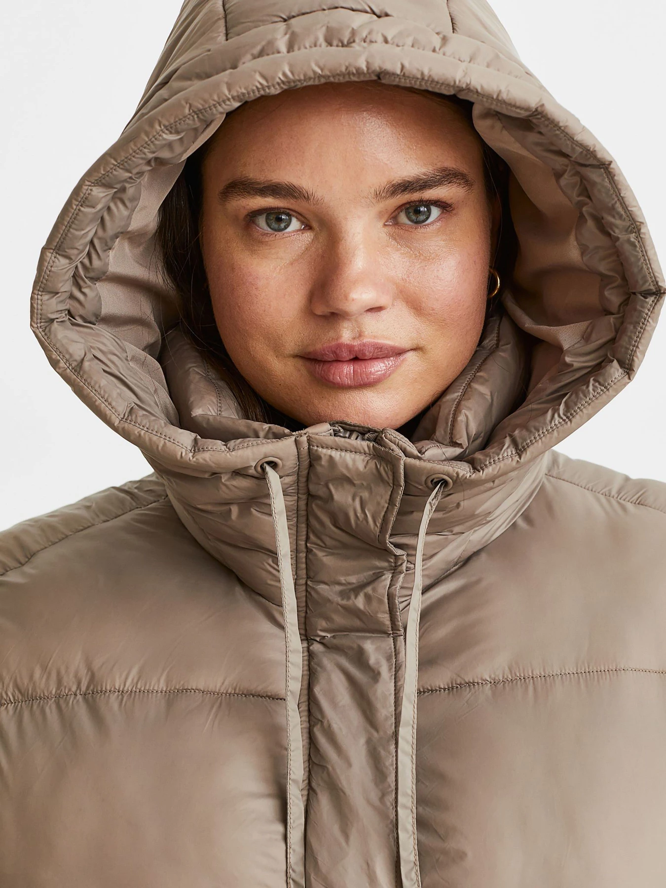Куртки и дубленки H&M модель 68573 Фото