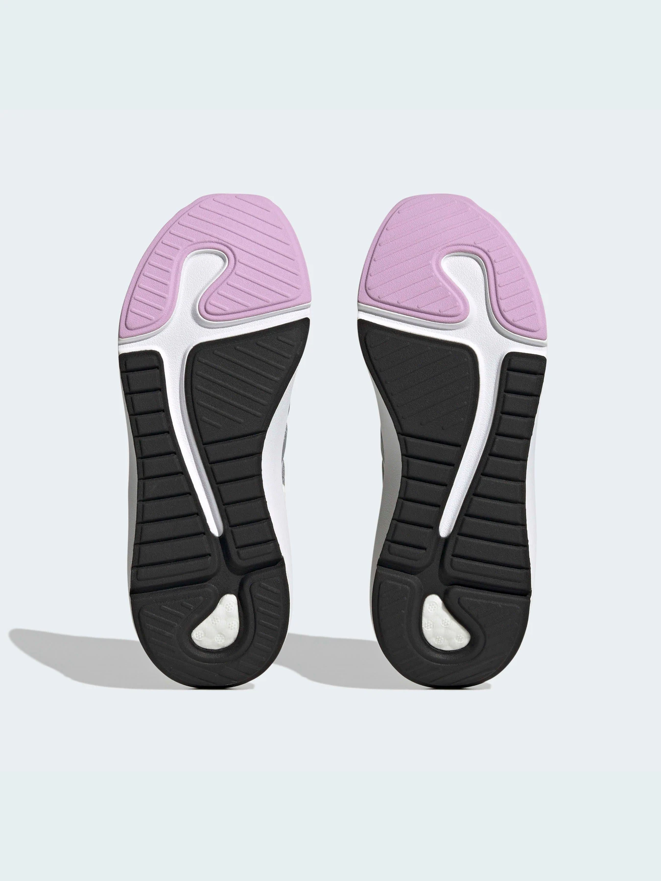 Кроссовки Adidas модель HP9882 Кроссовки Adidas модель HP9882 Фото