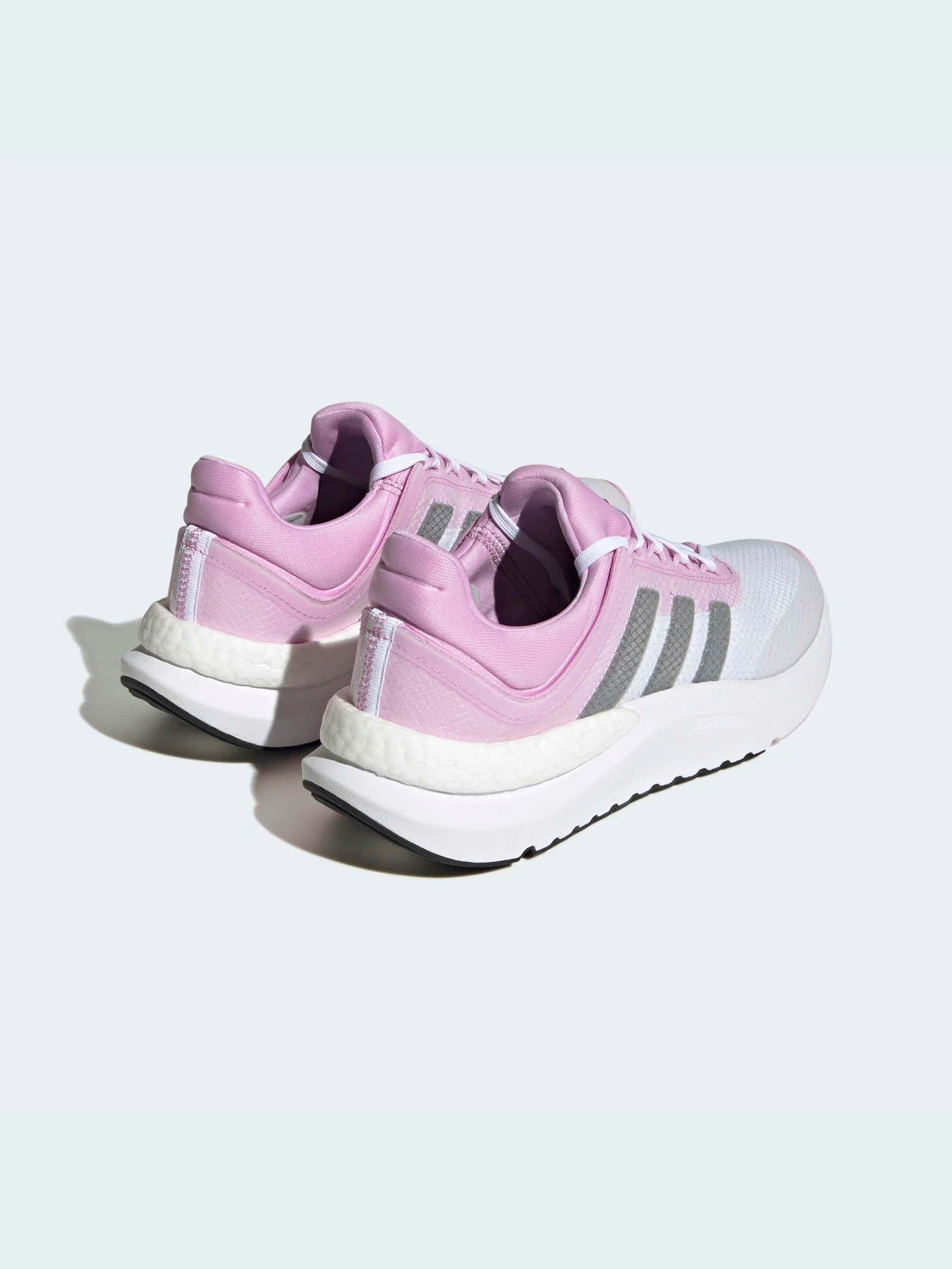 Кроссовки Adidas модель HP9882 Кроссовки Adidas модель HP9882 Фото