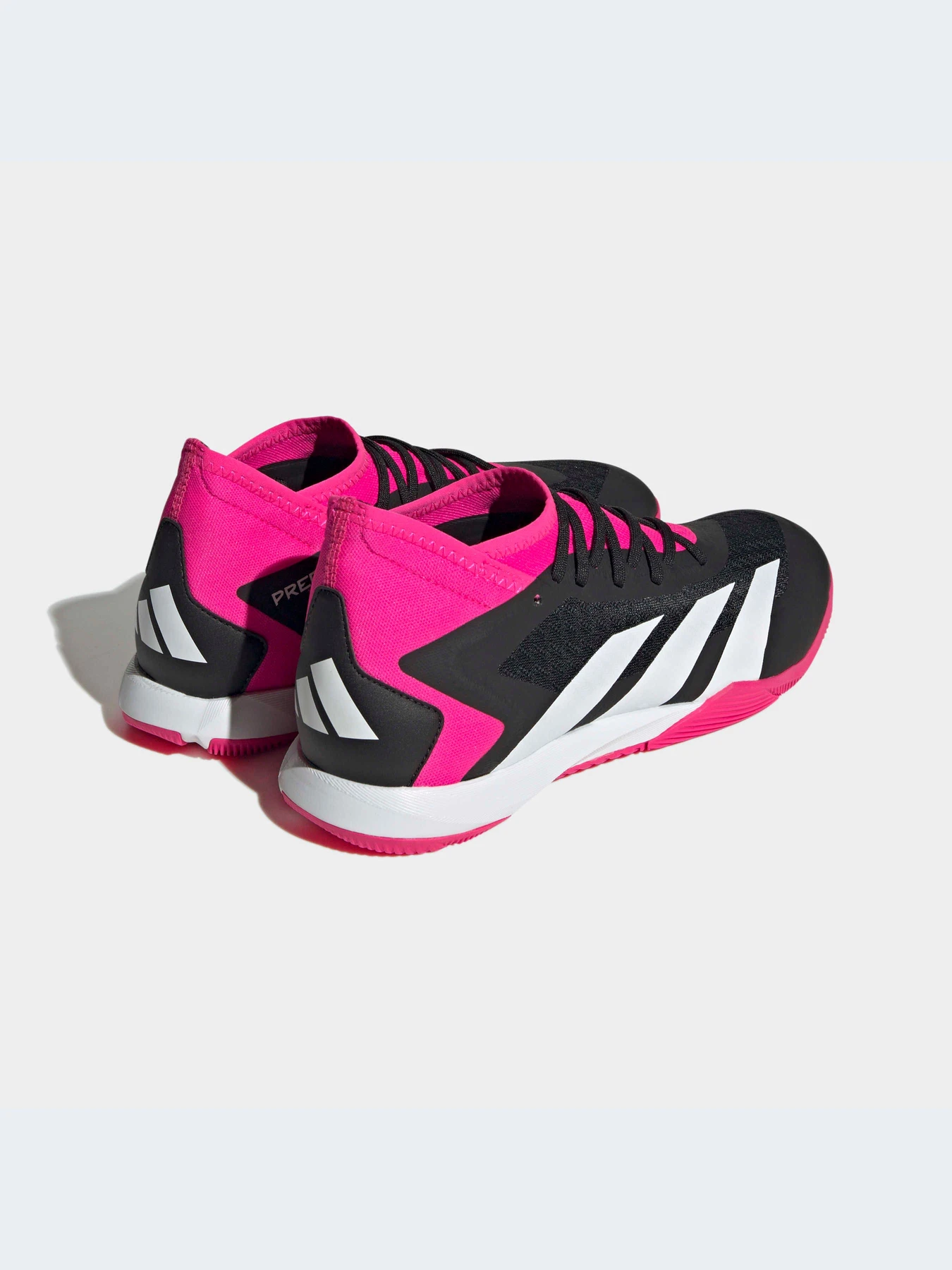 Кросівки Adidas Predator модель GW7069 Фото