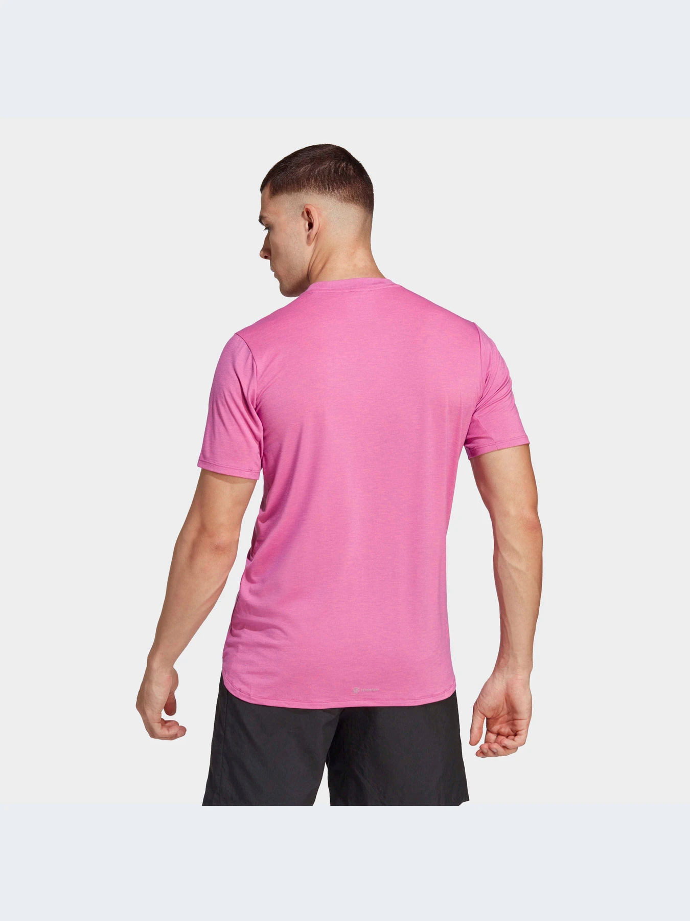 Футболки и поло Adidas модель IB9107 Футболки и поло Adidas модель IB9107 Фото