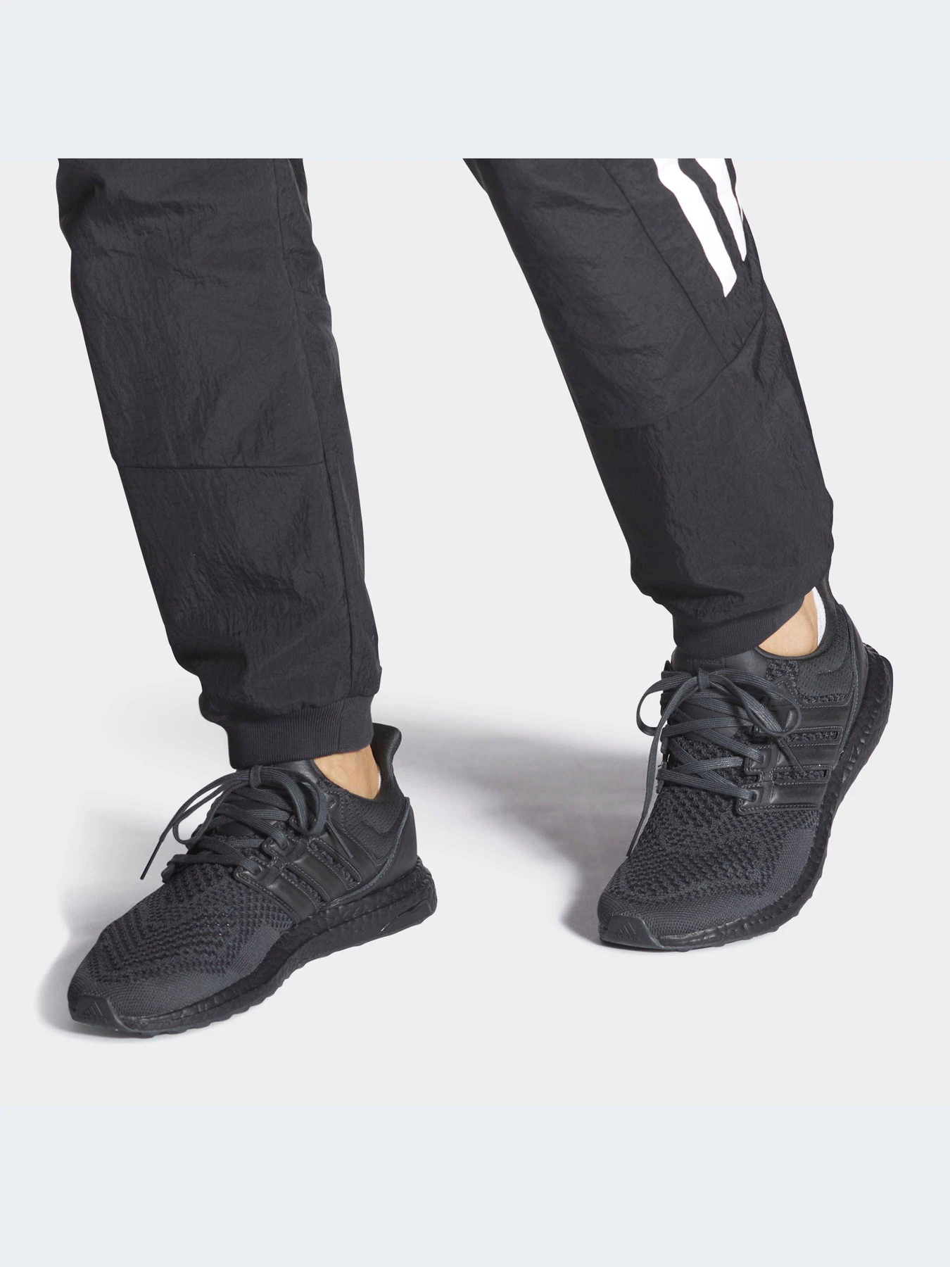 Кросівки Adidas Ultraboost модель GY7486 Кросівки Adidas Ultraboost модель GY7486 Фото