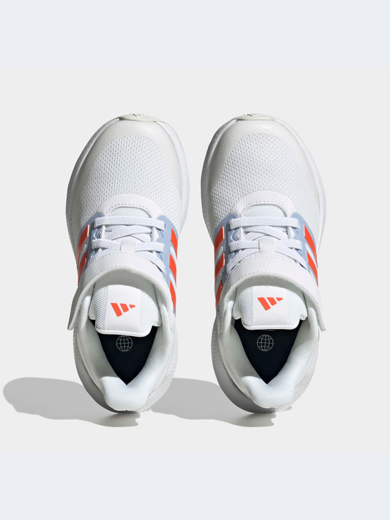 Кросівки Adidas модель H03686 Кросівки Adidas модель H03686 Фото