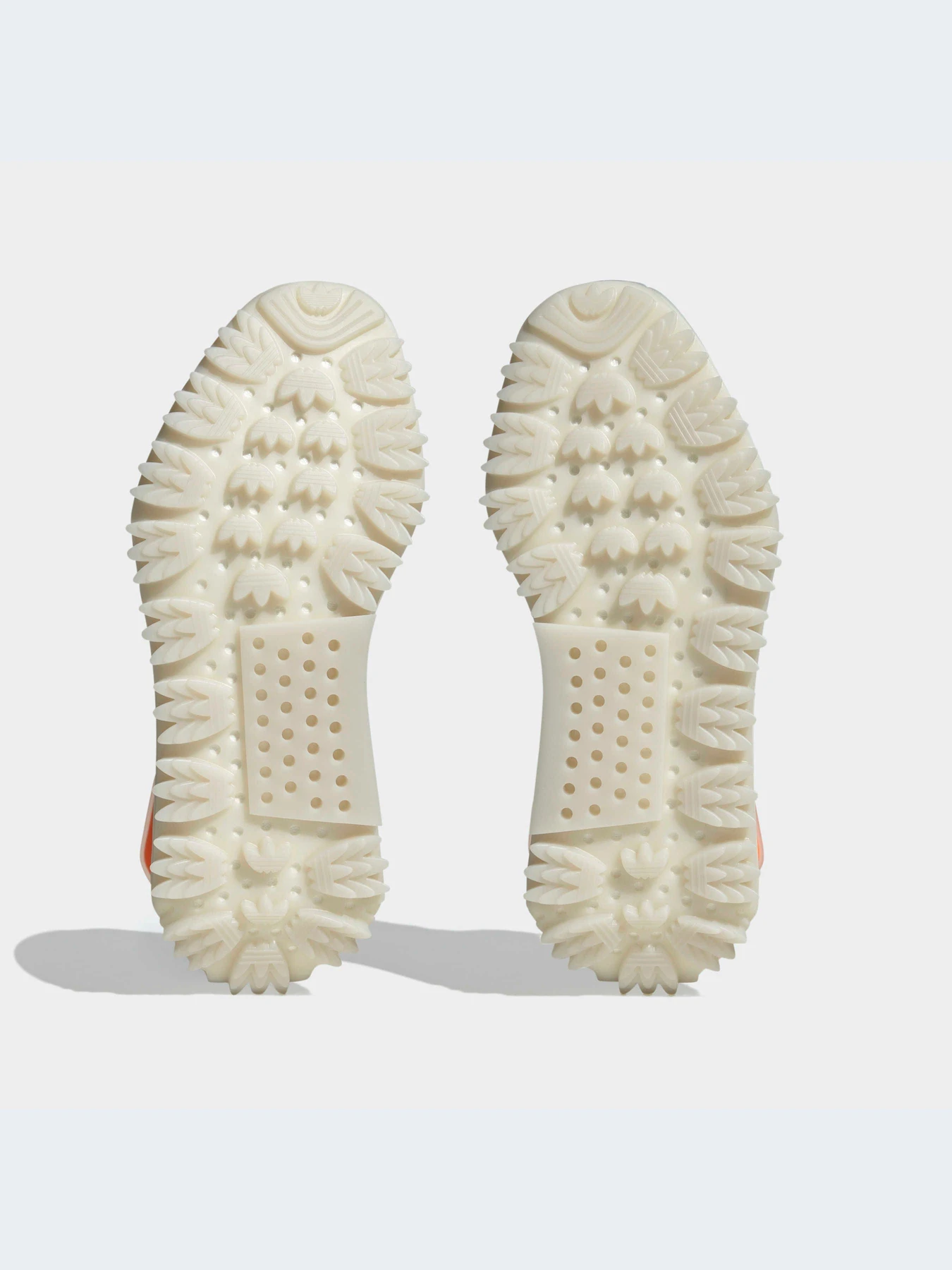 Кросівки Adidas NMD модель FZ5706 Кросівки Adidas NMD модель FZ5706 Фото