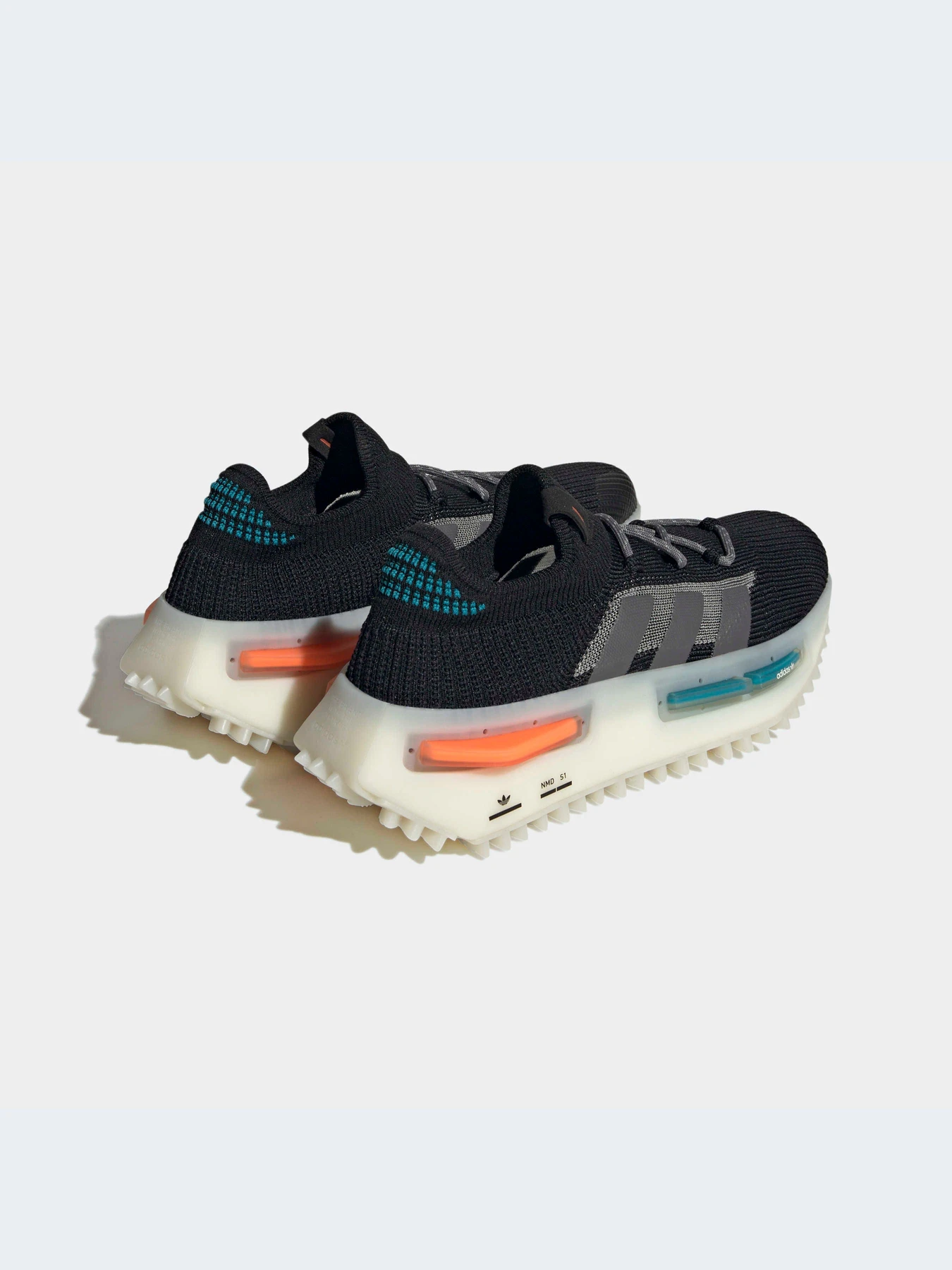 Кросівки Adidas NMD модель FZ5706 Кросівки Adidas NMD модель FZ5706 Фото