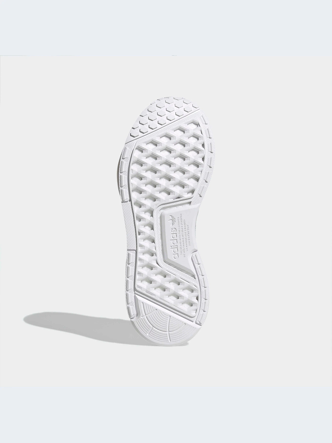 Кроссовки Adidas NMD модель GZ2133 Кроссовки Adidas NMD модель GZ2133 Фото