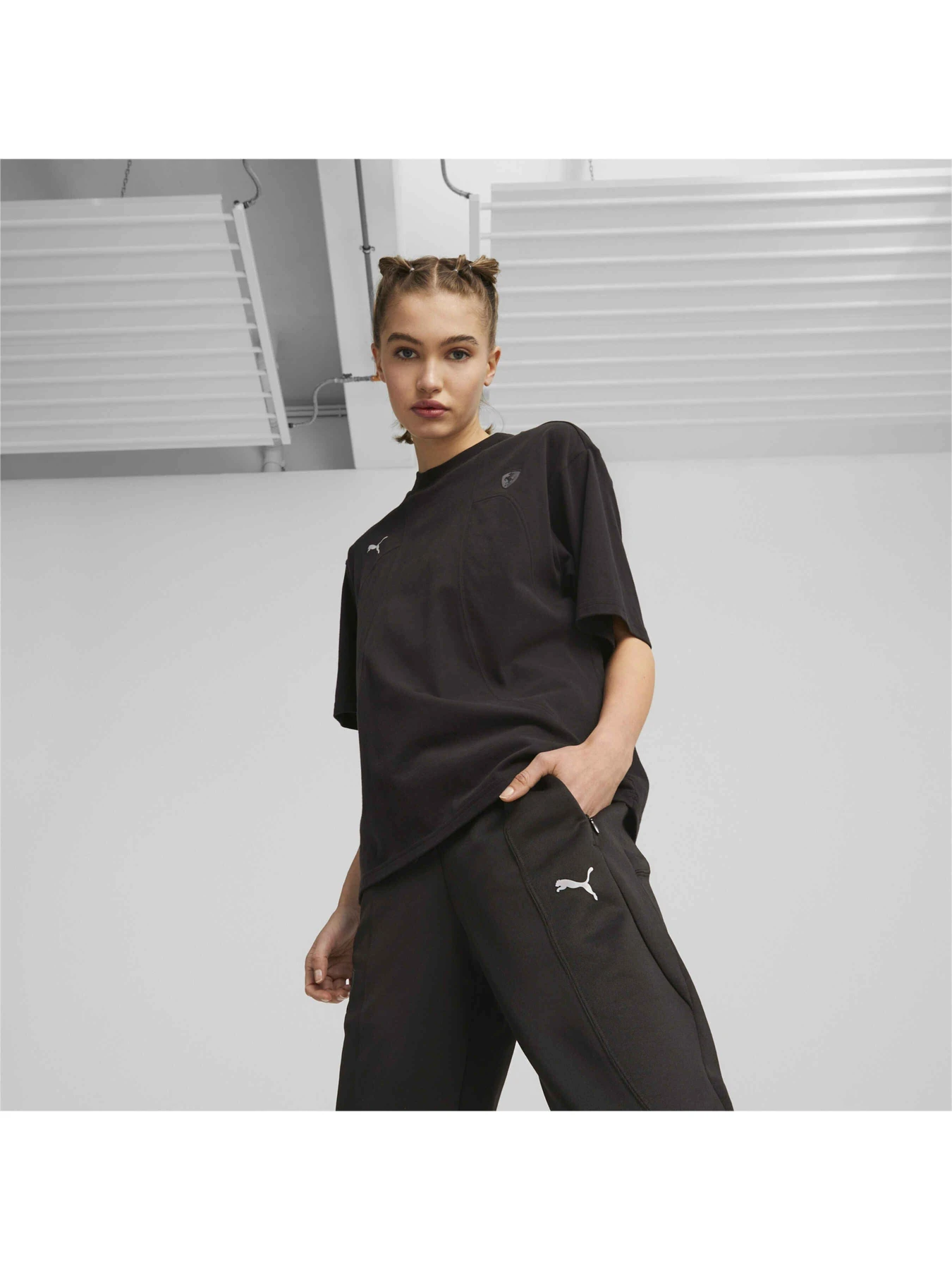 Футболки и поло PUMA Ferrari Style Tee Wmn модель 620994 Футболки и поло PUMA Ferrari Style Tee Wmn модель 620994 Фото
