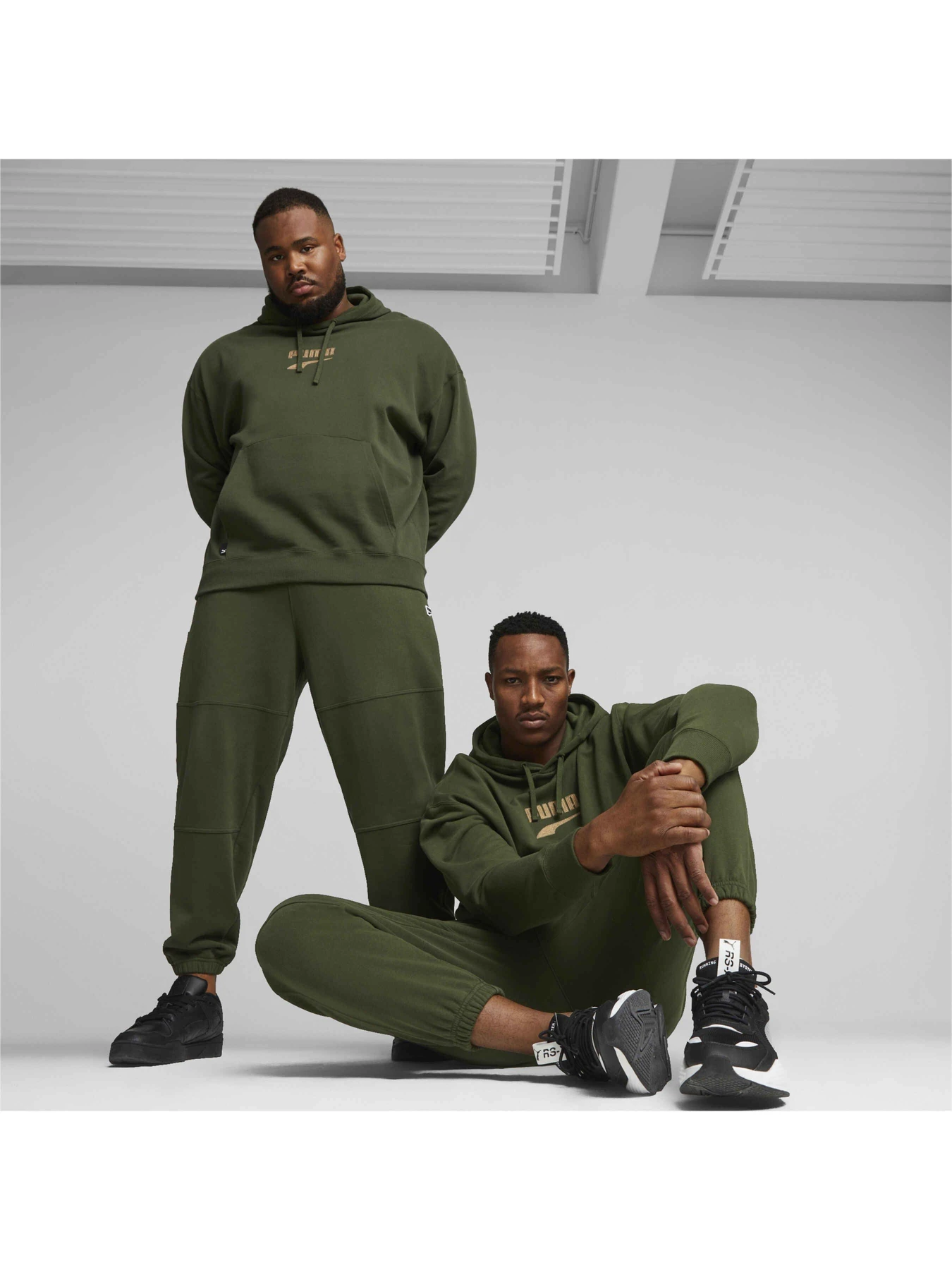 Брюки PUMA Downtown Sweatpants модель 621287 Брюки PUMA Downtown Sweatpants модель 621287 Фото
