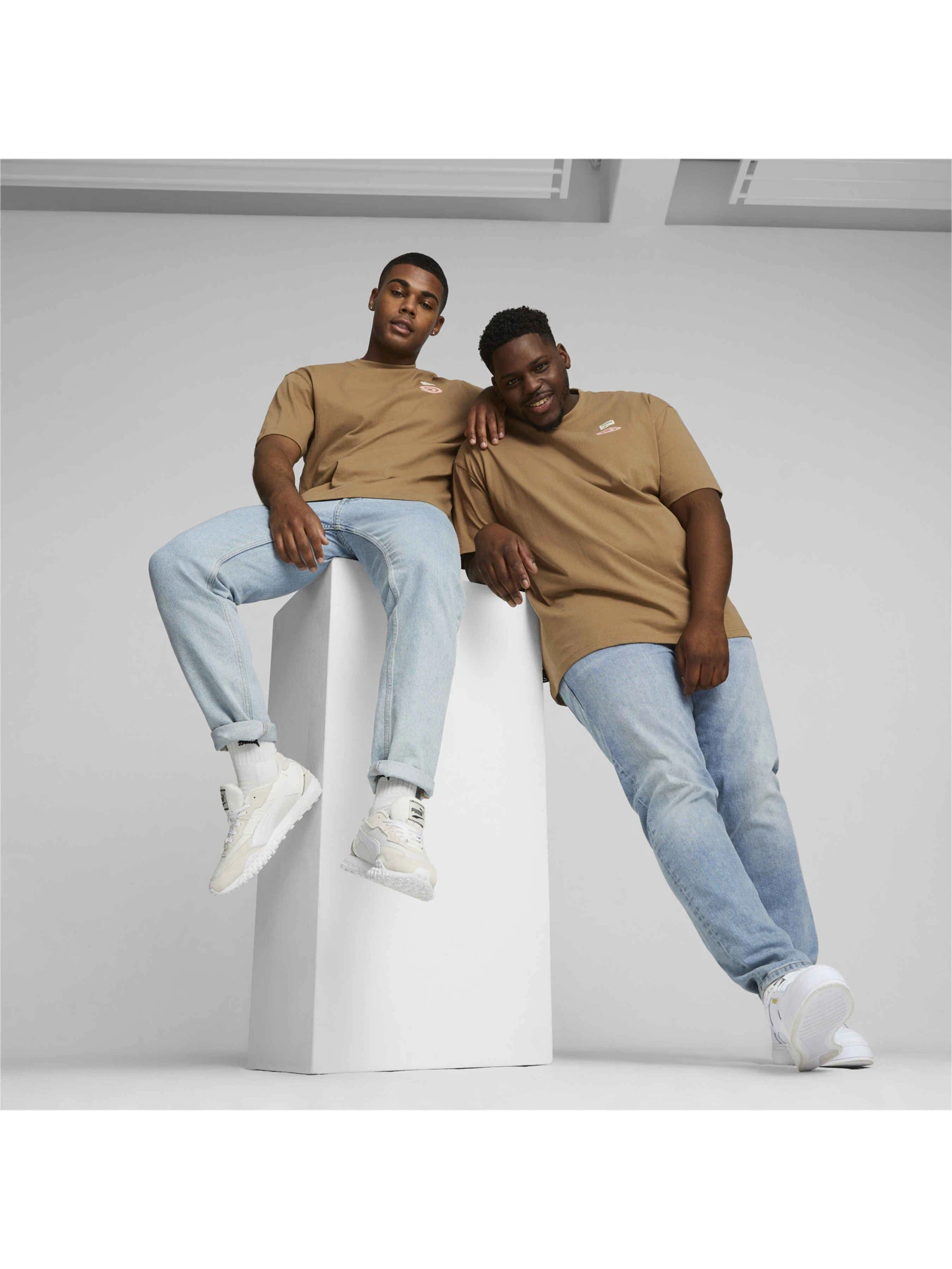 Футболки і поло PUMA Downtown Graphic Tee модель 622984 Футболки і поло PUMA Downtown Graphic Tee модель 622984 Фото