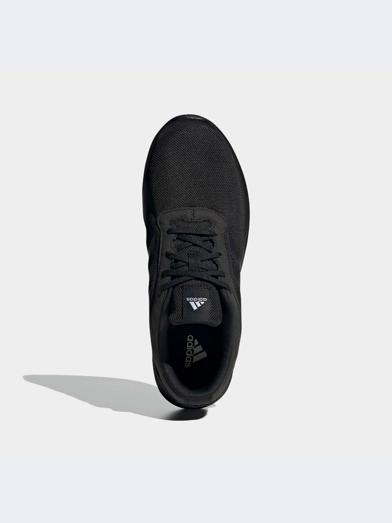Кроссовки Adidas модель FX3593 Кроссовки Adidas модель FX3593 Фото