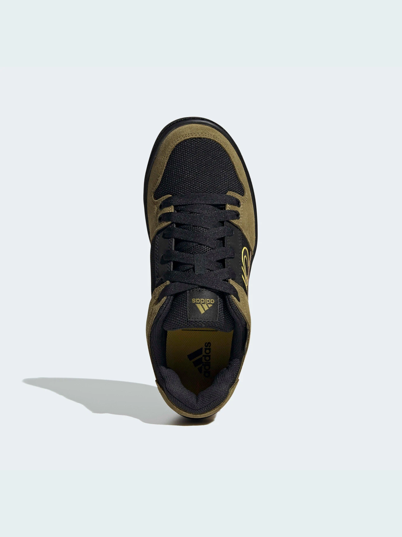 Кроссовки Adidas модель FW2841 Фото