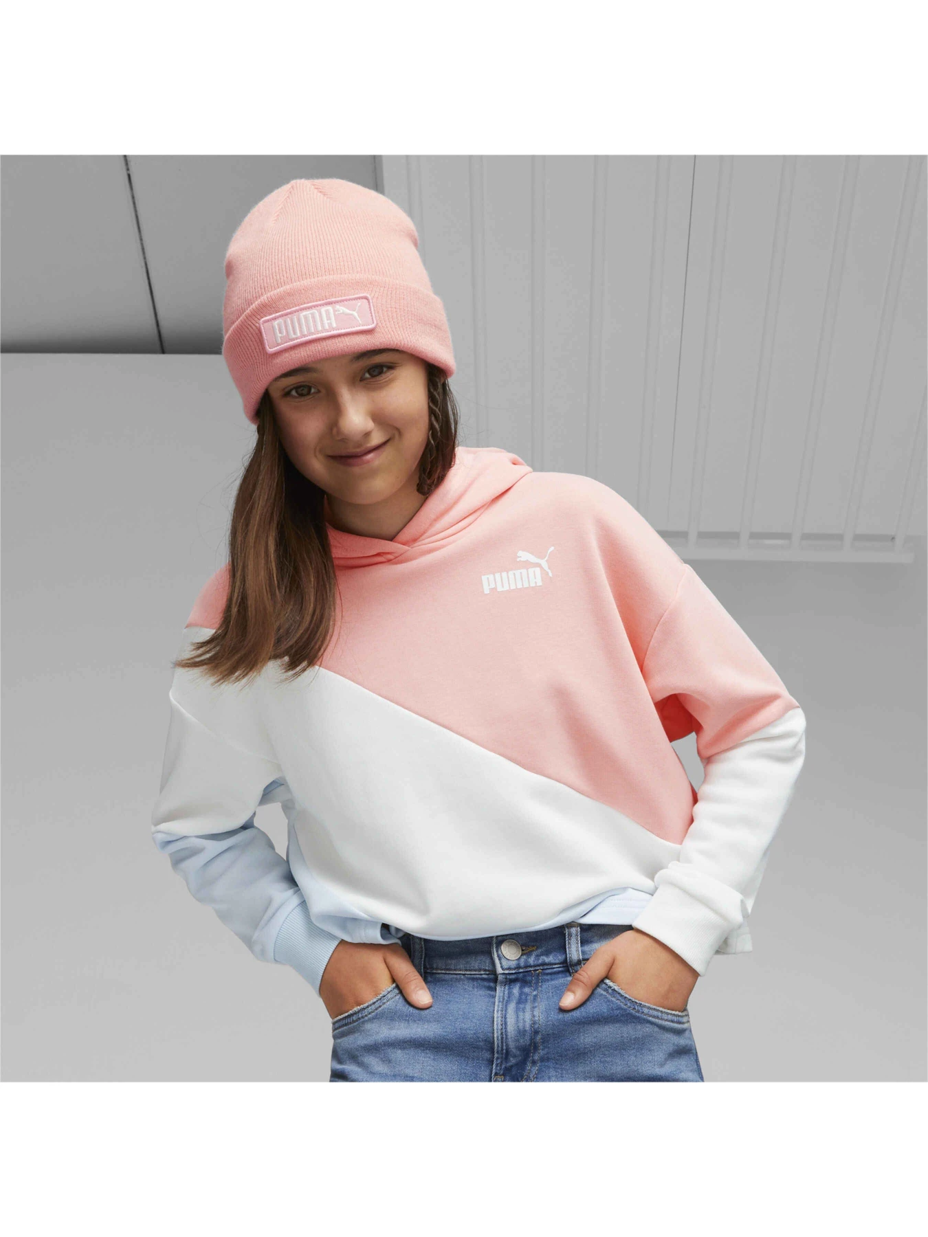 Шапки и кепки PUMA Classic Cuff Beanie Jr модель 023462 Шапки и кепки PUMA Classic Cuff Beanie Jr модель 023462 Фото