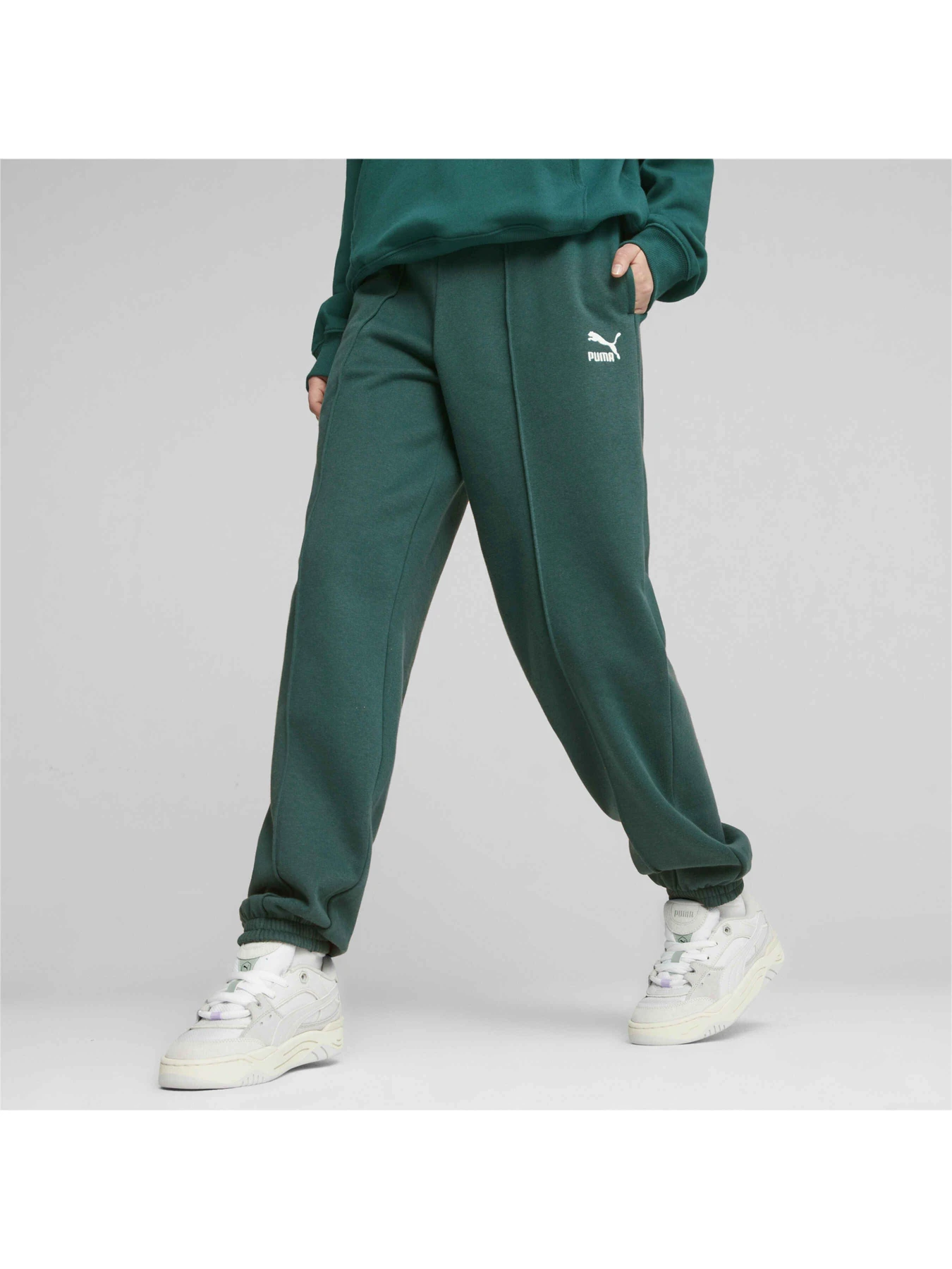 Штани PUMA Classics Sweatpants FL модель 671751 Фото