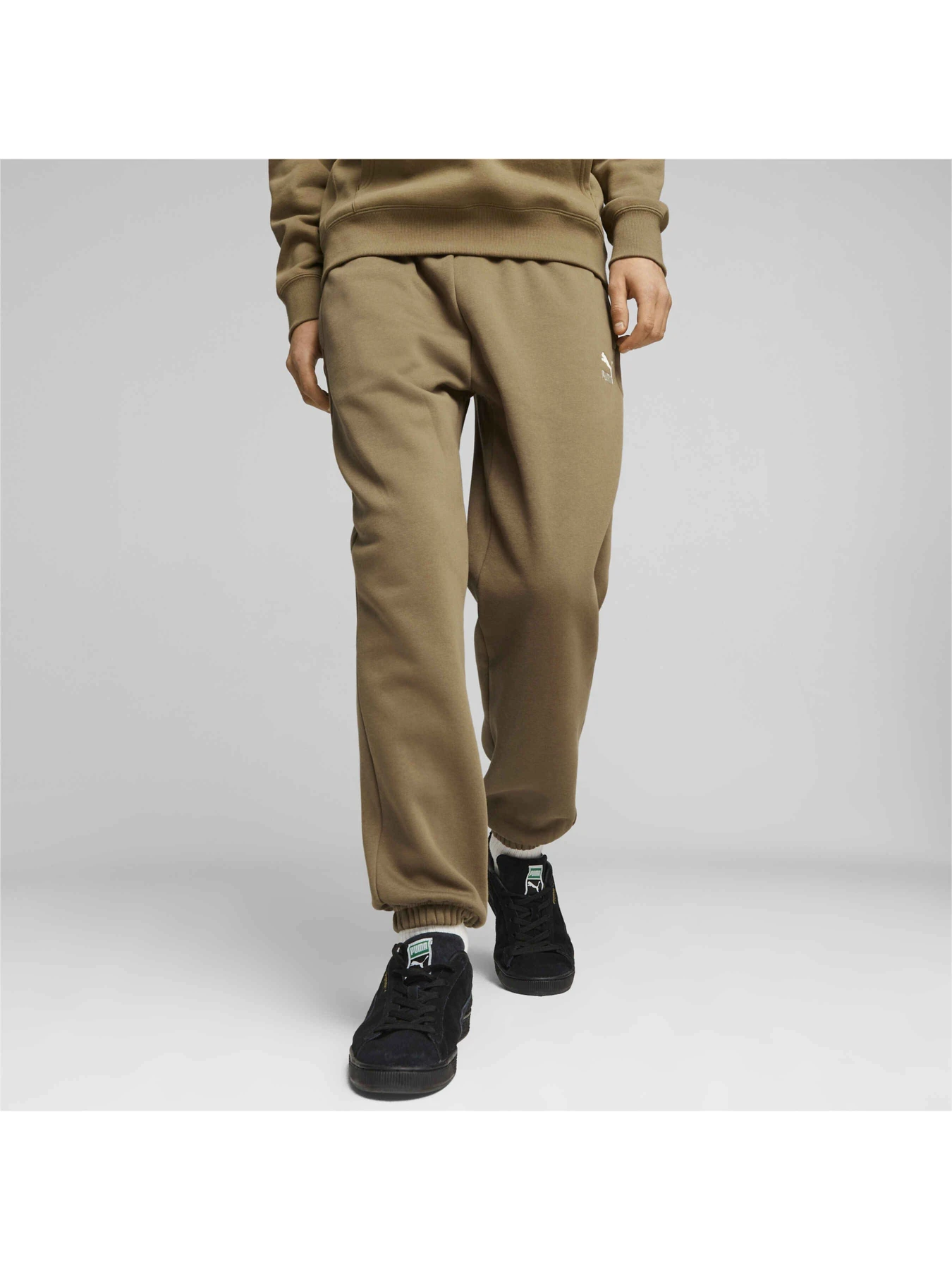Брюки PUMA Classics Sweatpants модель 535597 Брюки PUMA Classics Sweatpants модель 535597 Фото