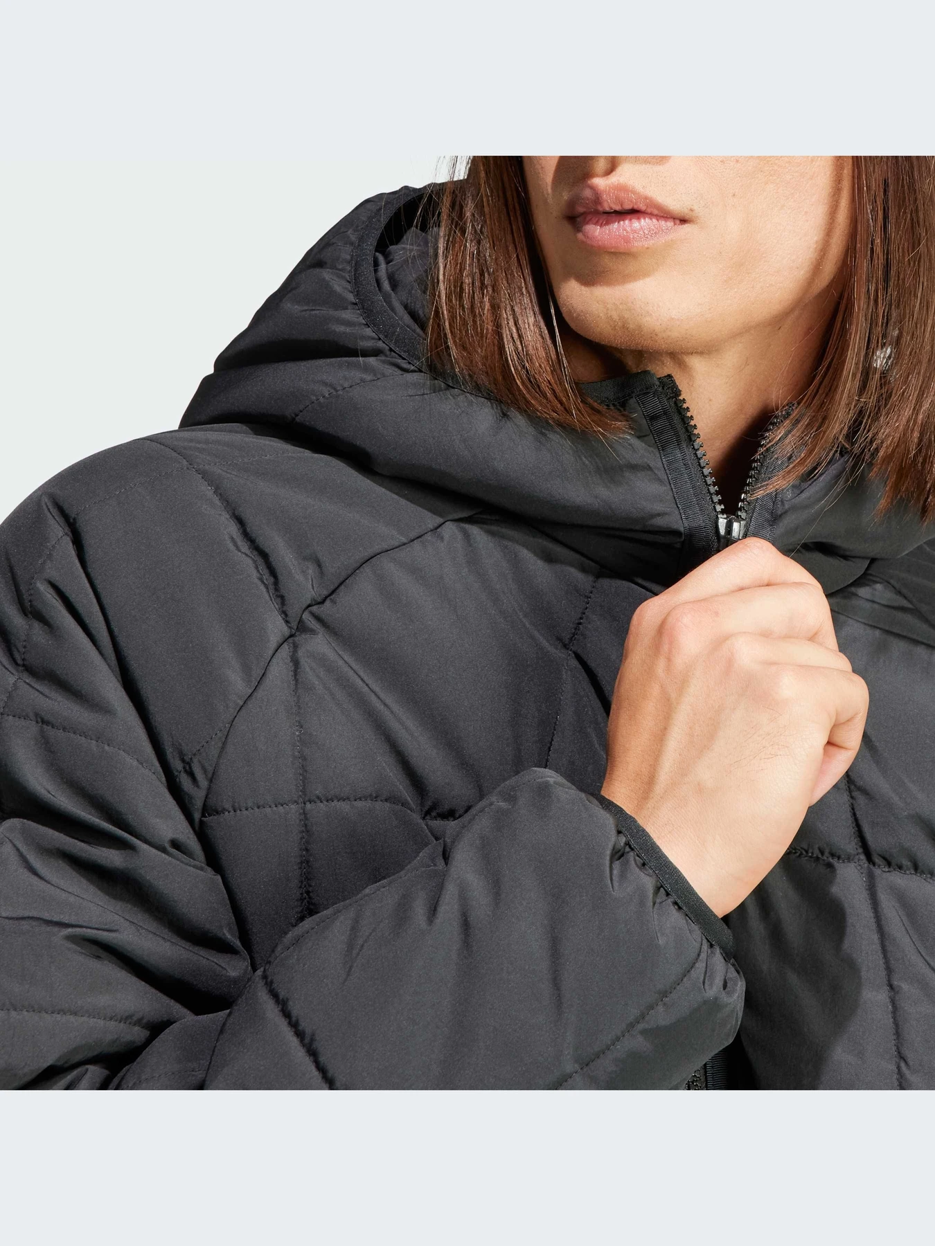 Куртки и дубленки Adidas Adventure модель IL2582 Фото