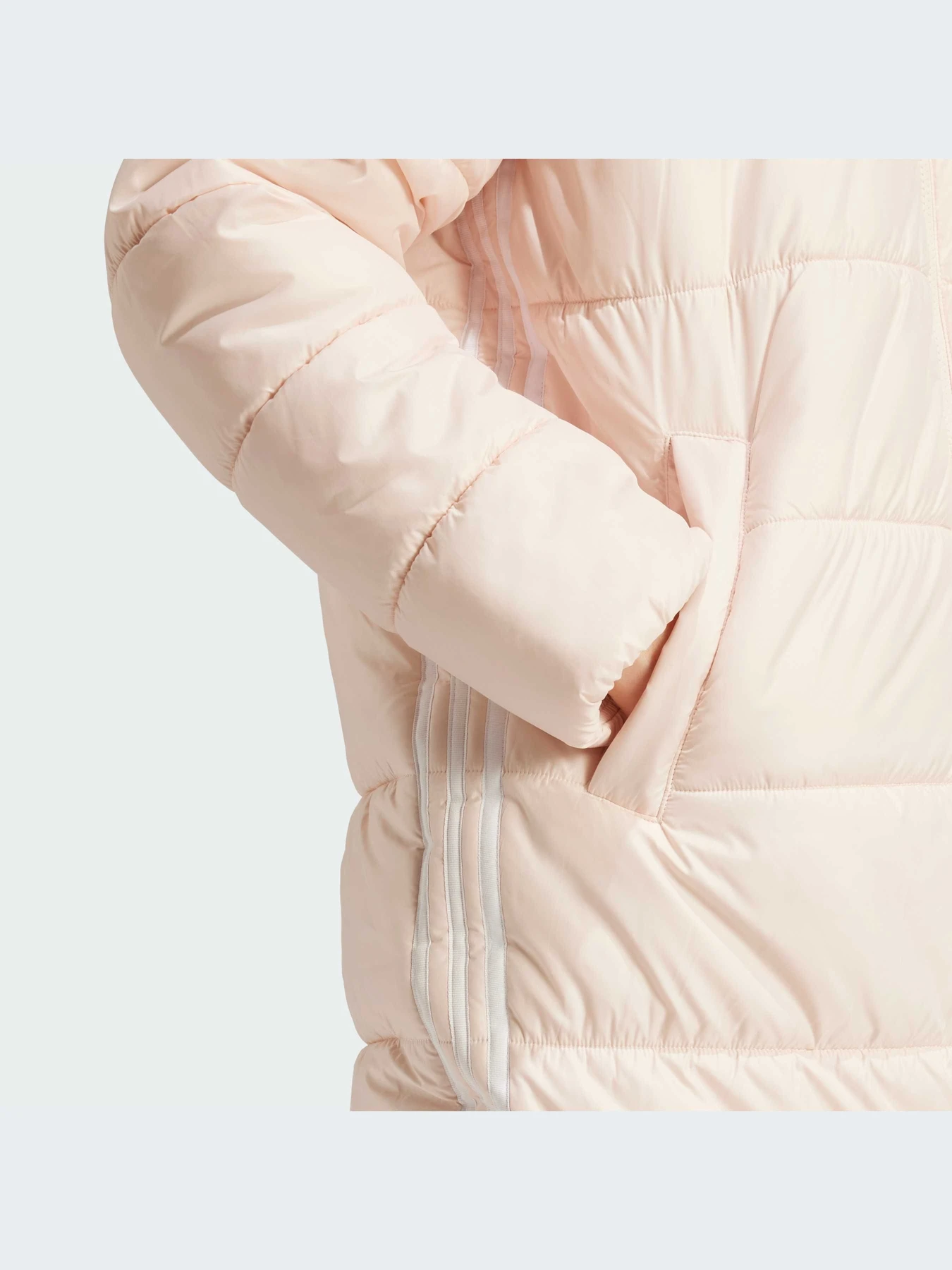 Куртки и дубленки Adidas Adicolor модель IK0446 Куртки и дубленки Adidas Adicolor модель IK0446 Фото