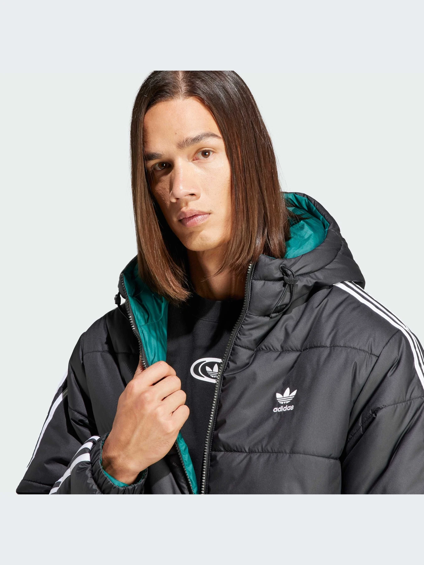 Куртки и дубленки Adidas Adicolor модель HZ0690 Куртки и дубленки Adidas Adicolor модель HZ0690 Фото