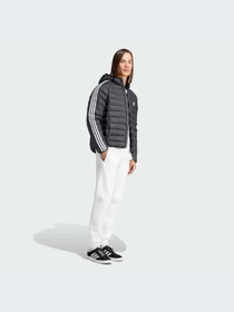 Куртки и дубленки Adidas модель IL2563 Фото