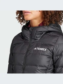 Куртки и дубленки Adidas модель IP6034 Фото