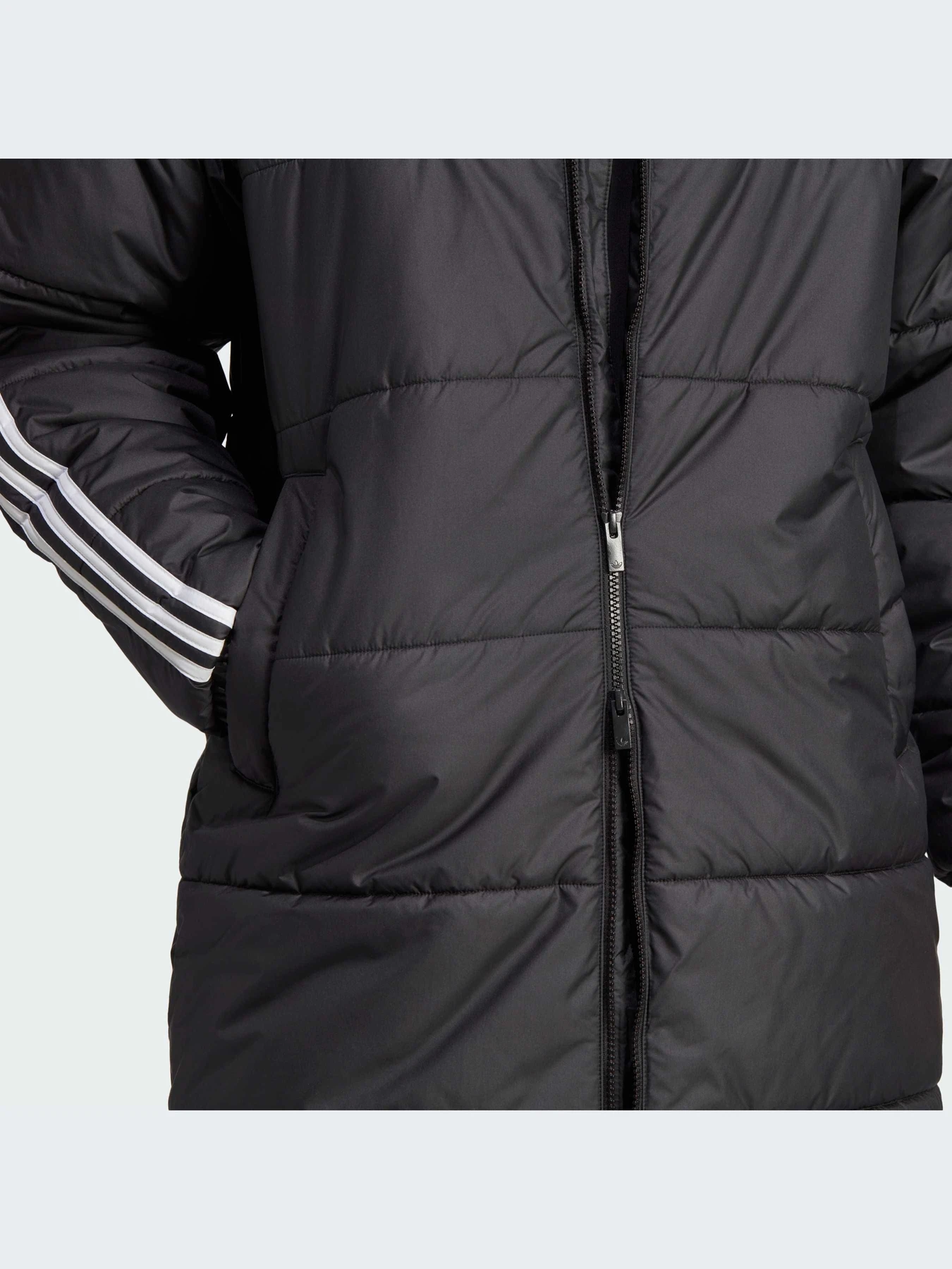 Куртки и дубленки Adidas Adicolor модель HZ0684 Куртки и дубленки Adidas Adicolor модель HZ0684 Фото