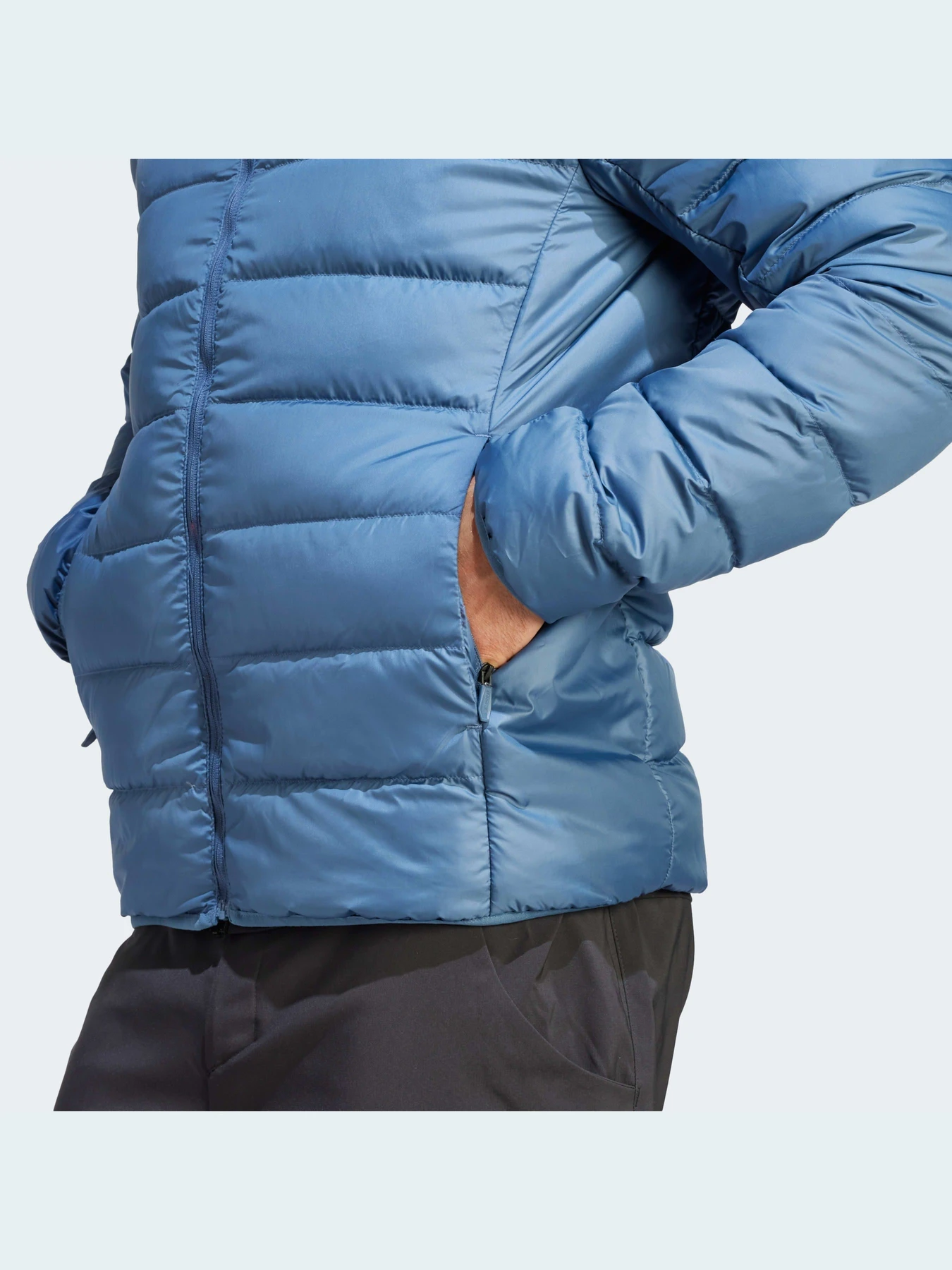 Куртки и дубленки Adidas модель IP6039 Куртки и дубленки Adidas модель IP6039 Фото