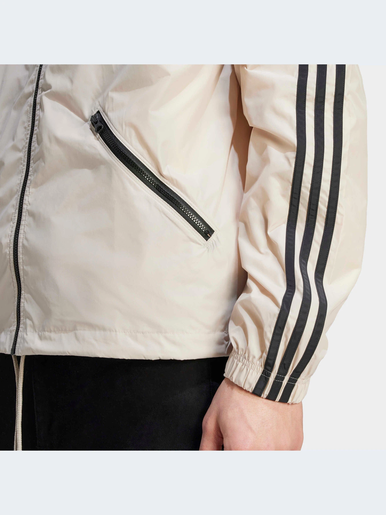 Куртки и дубленки Adidas модель IM2107 Куртки и дубленки Adidas модель IM2107 Фото