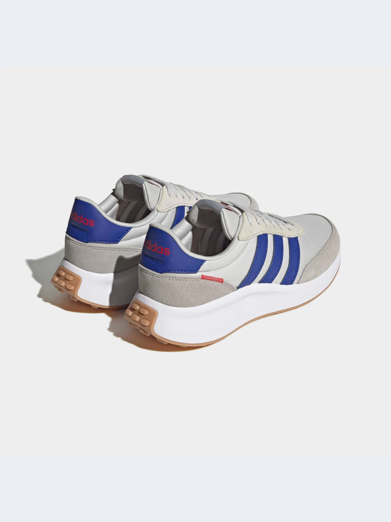 Кроссовки Adidas модель HP6117 Кроссовки Adidas модель HP6117 Фото