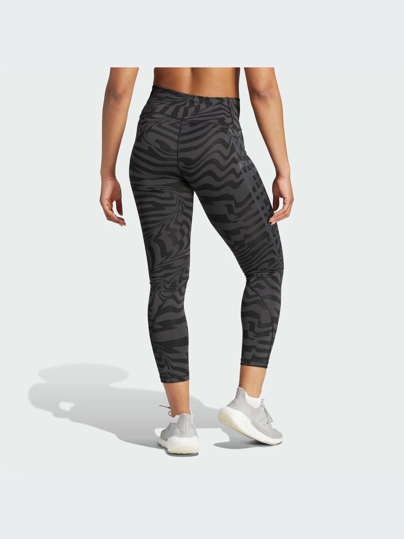 Брюки Adidas 3 Stripes модель IA7154 Брюки Adidas 3 Stripes модель IA7154 Фото