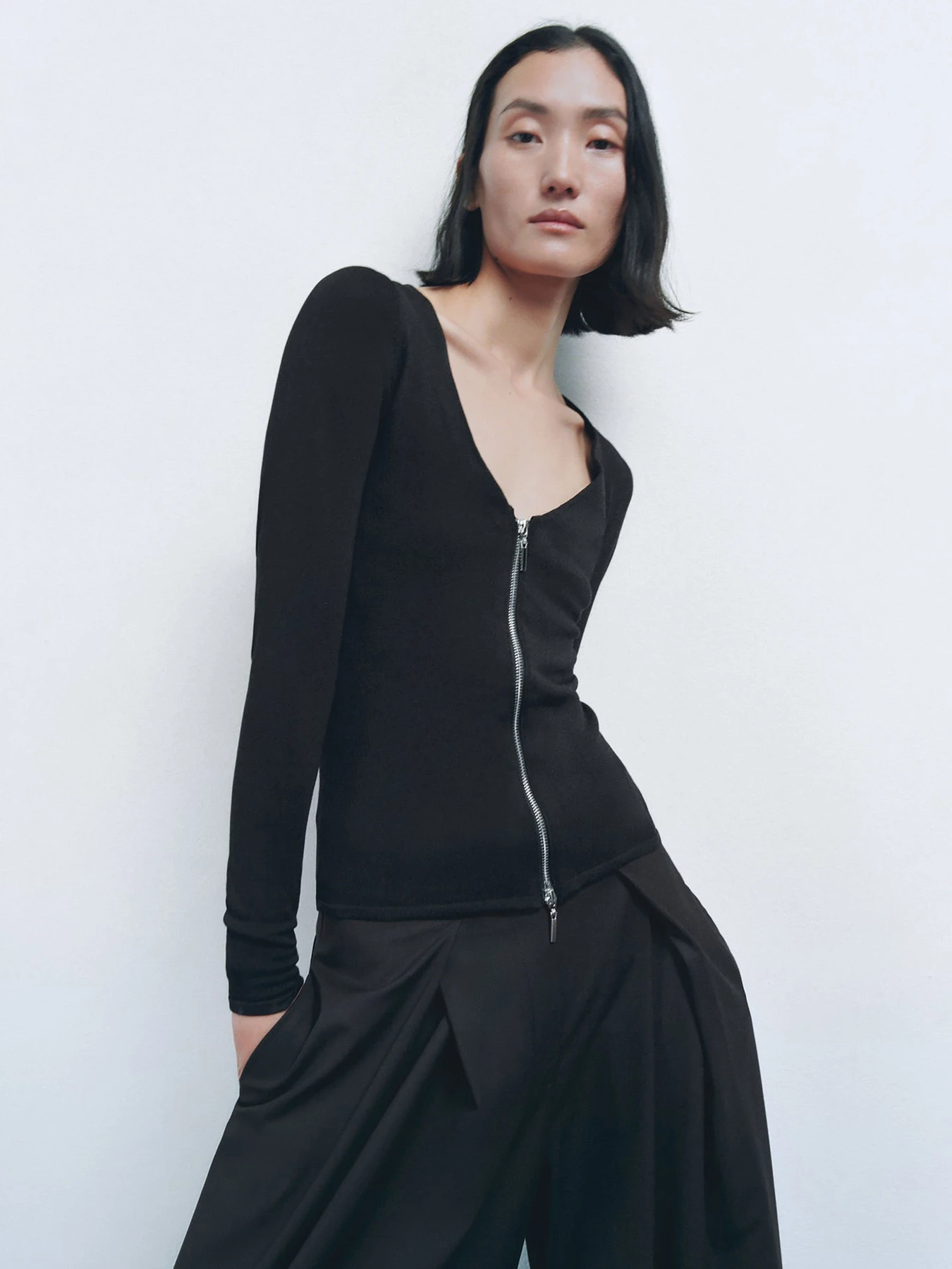 Свитры и кардиганы ZARA модель 68595 Фото