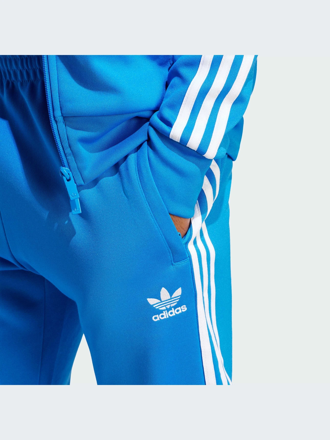 Брюки Adidas модель IM4542 Брюки Adidas модель IM4542 Фото