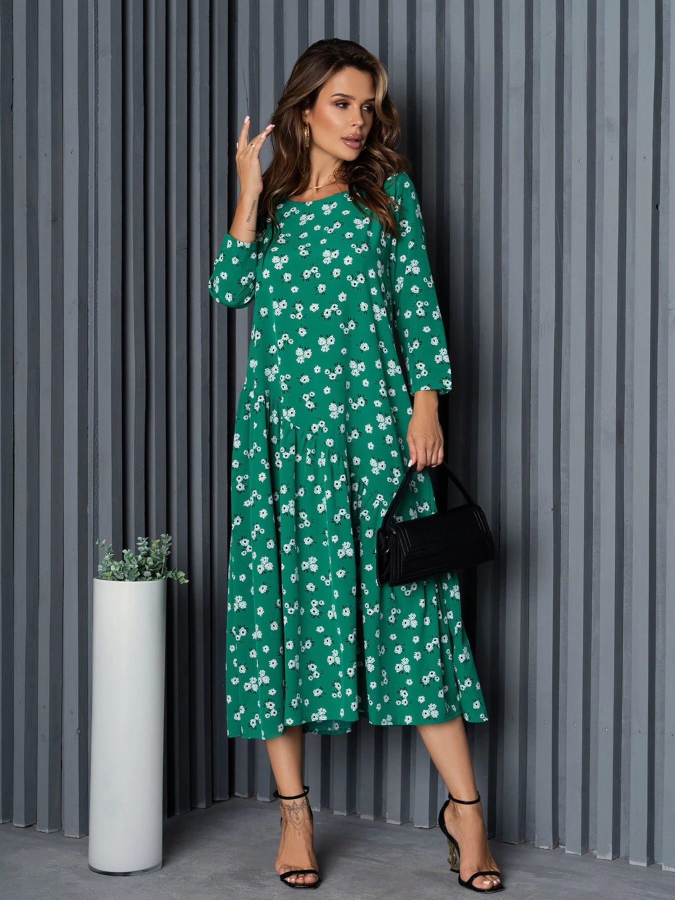 Сукні ISSA Plus модель 14165_green Сукні ISSA Plus модель 14165_green Фото