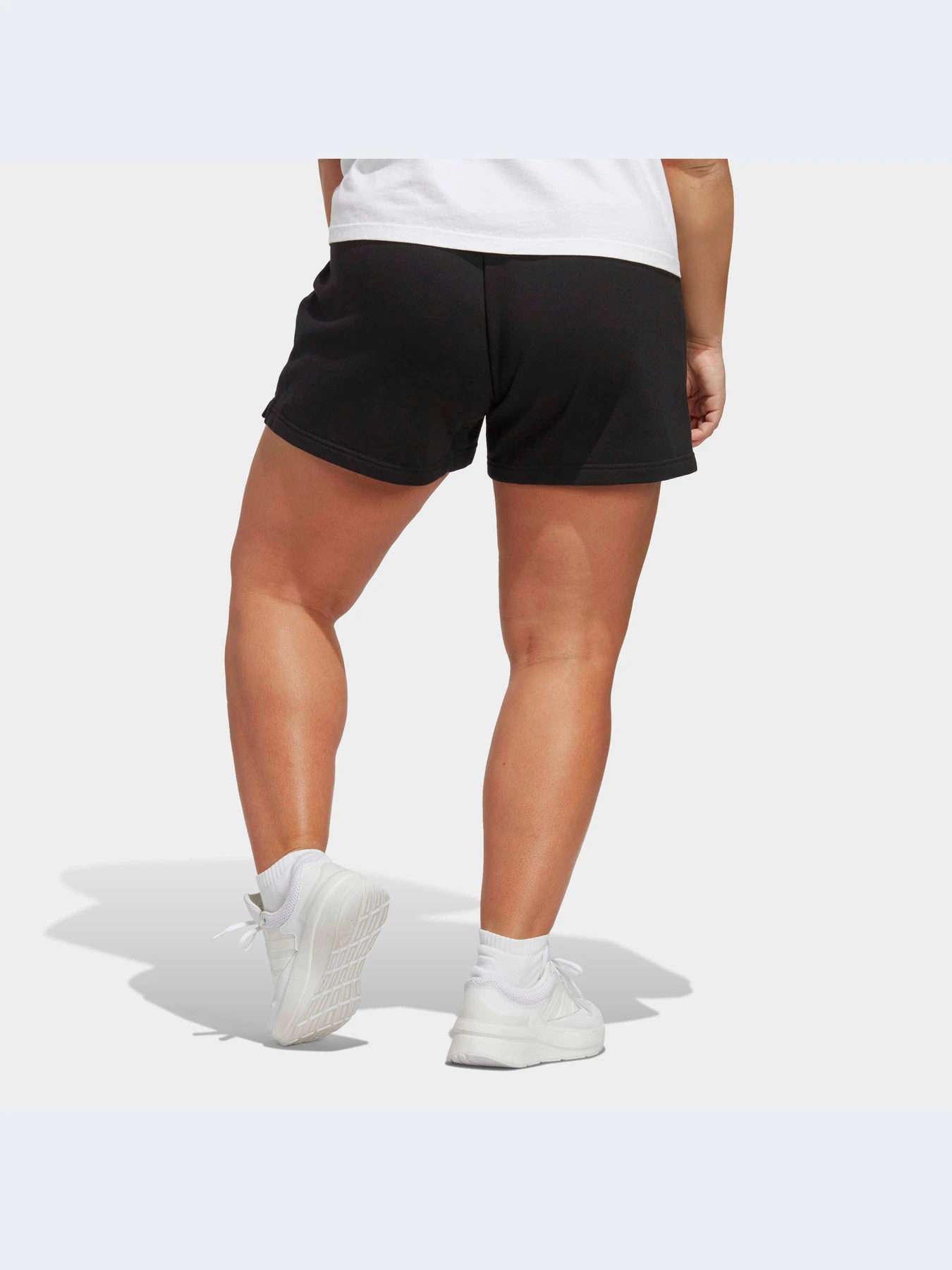 Шорты Adidas модель IB8758 Фото