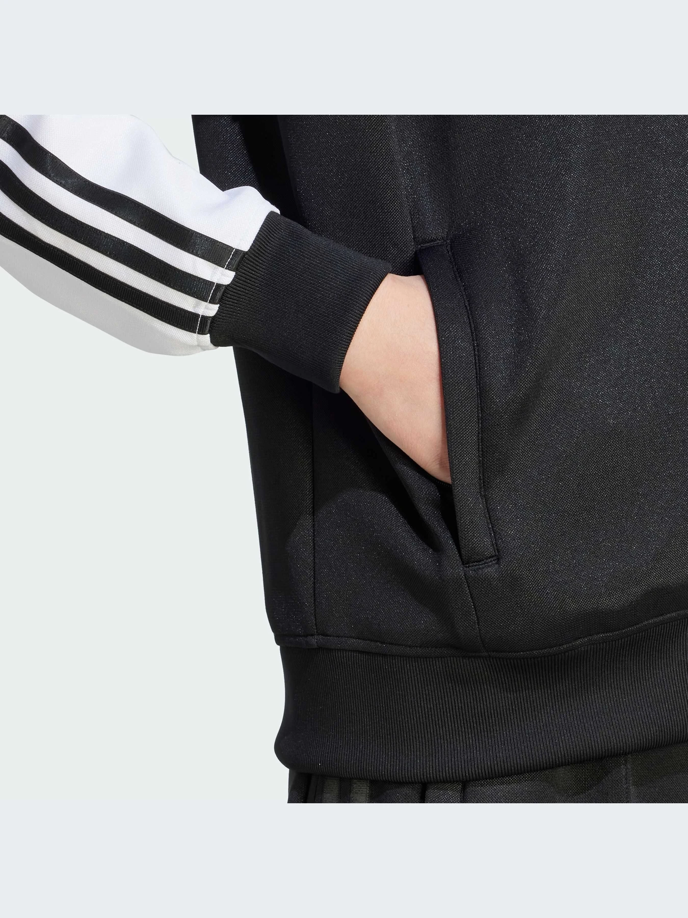 Худі та світшоти Adidas модель IK4026 Худі та світшоти Adidas модель IK4026 Фото