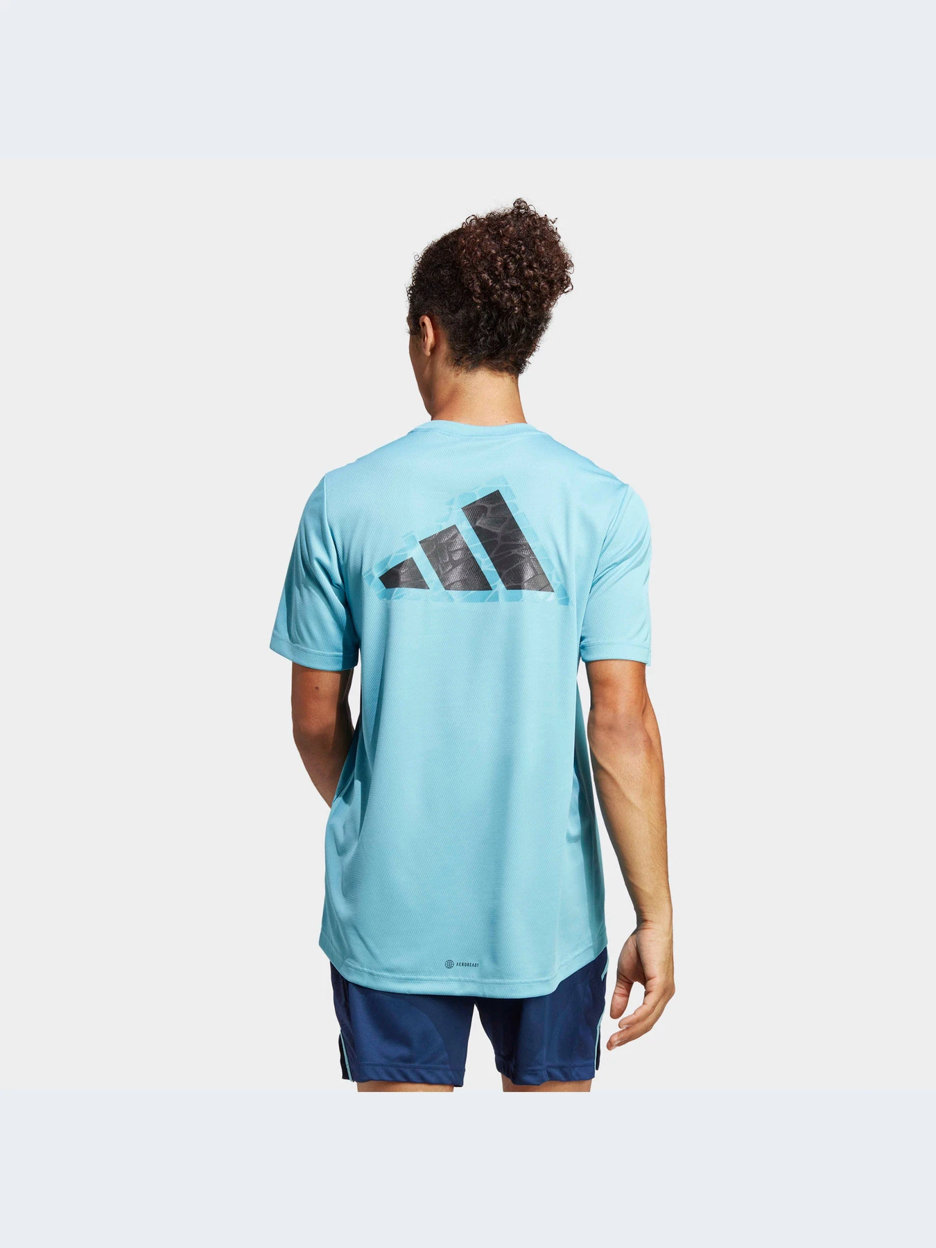 Футболки и поло Adidas модель IB7902 Футболки и поло Adidas модель IB7902 Фото