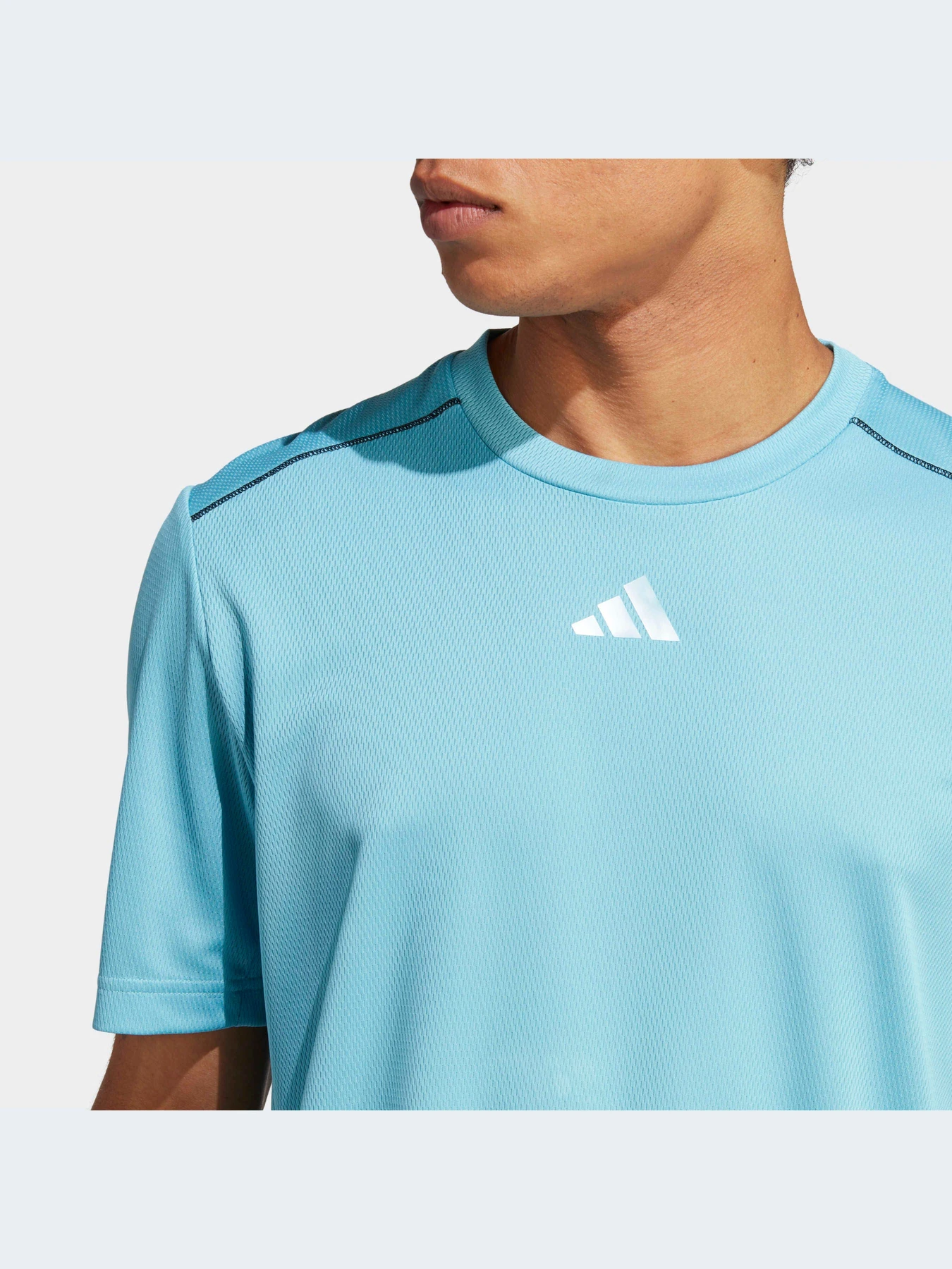 Футболки и поло Adidas модель IB7902 Футболки и поло Adidas модель IB7902 Фото