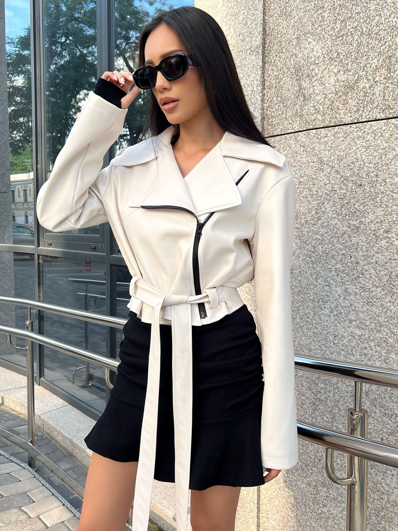 Куртки та дублянки Jadone Fashion модель Kurtka_Mriya_bila Фото
