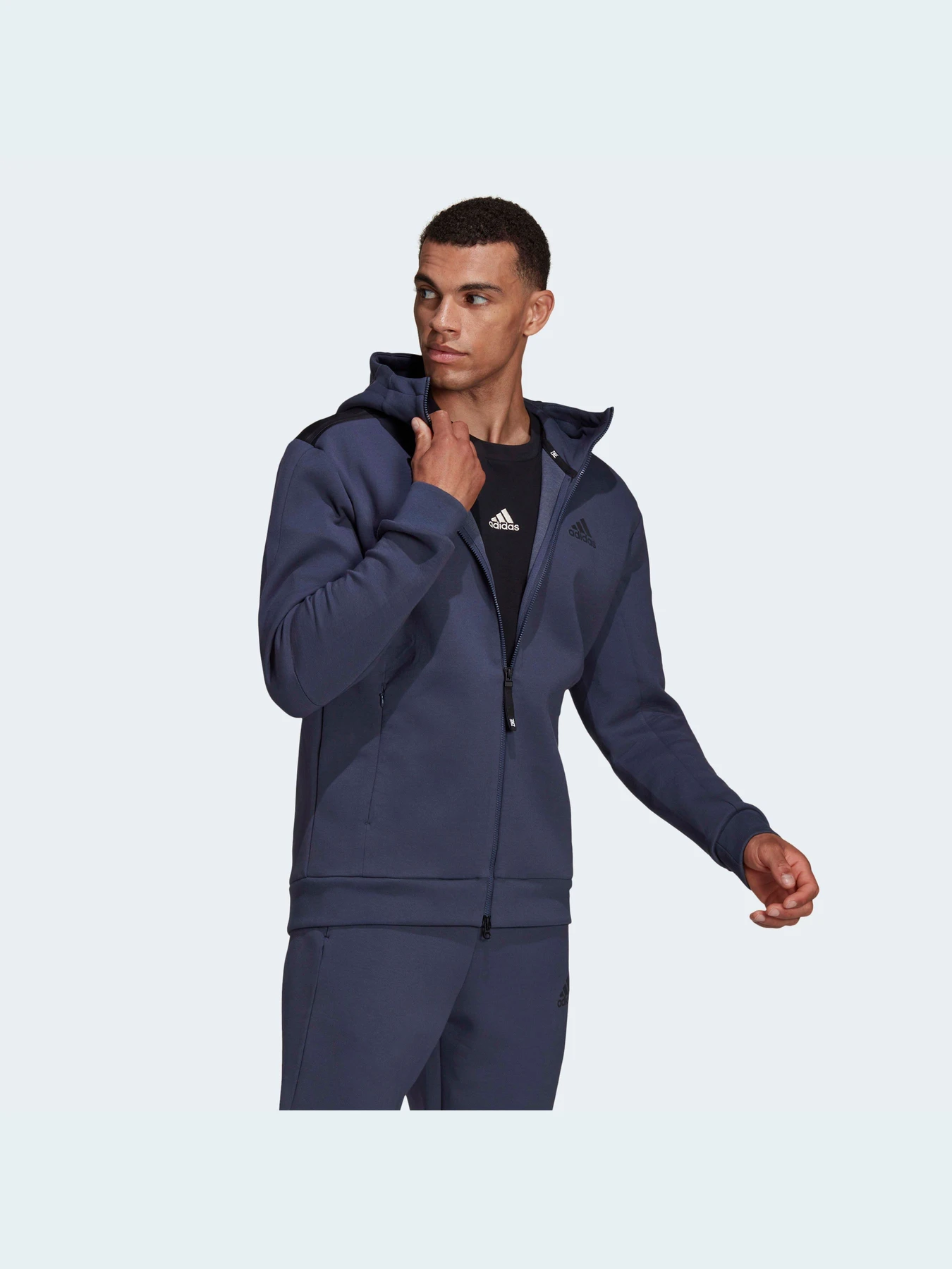 Худи и свитшоты Adidas модель HC5780 Фото