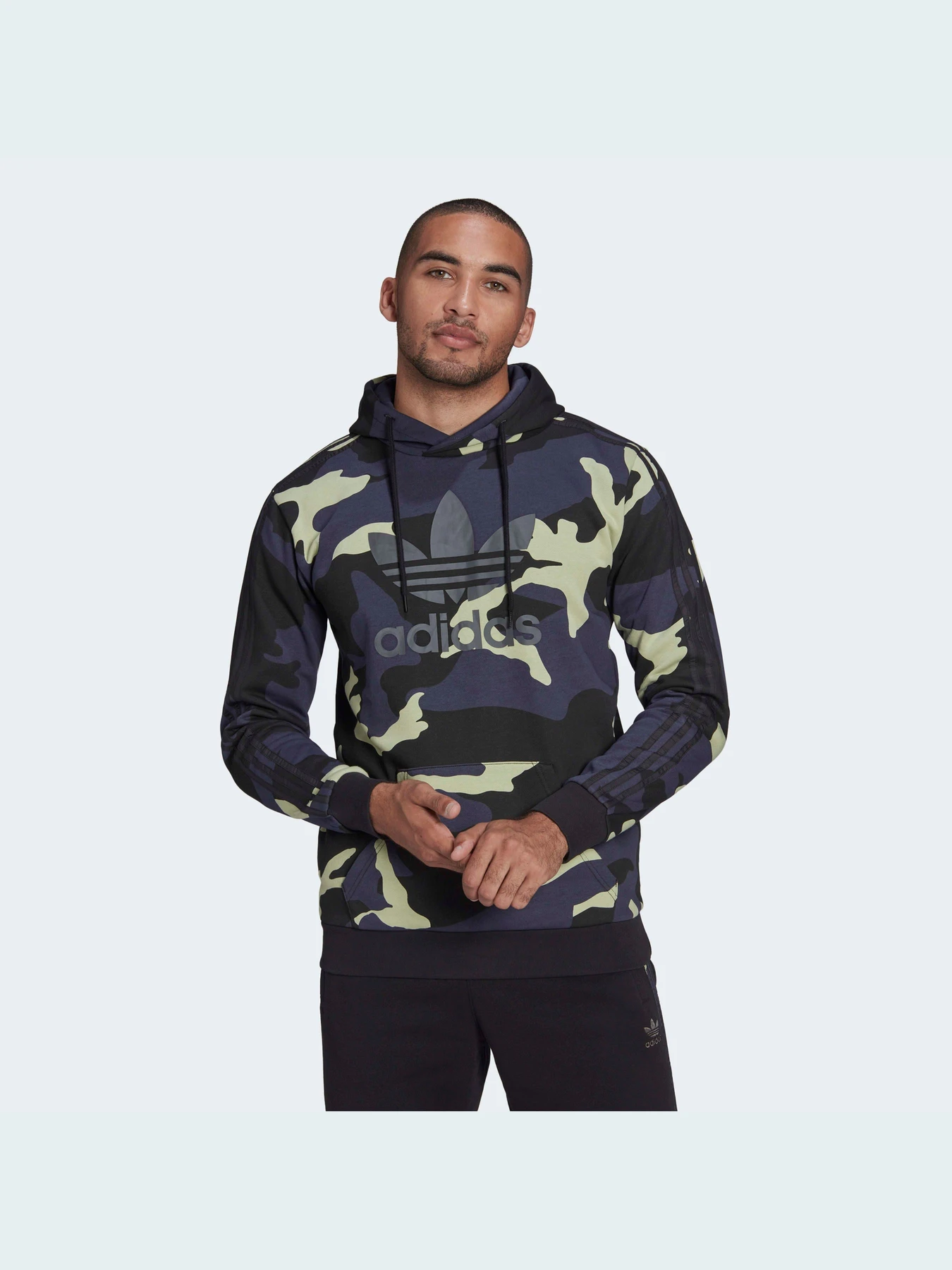 Худи и свитшоты Adidas Graphics модель HF4882 Худи и свитшоты Adidas Graphics модель HF4882 Фото