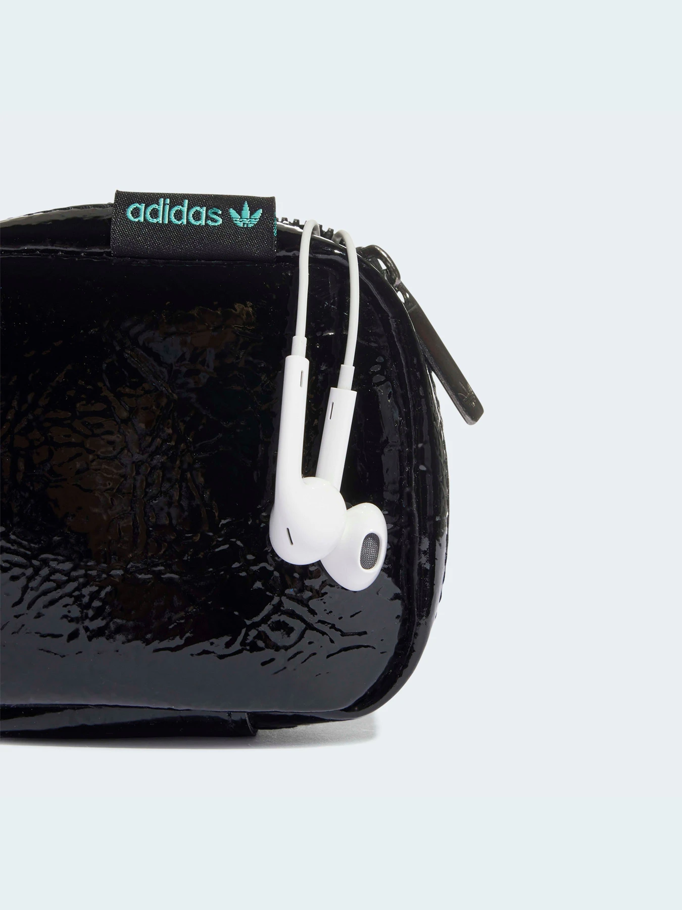 Сумки Adidas модель HE9774 Сумки Adidas модель HE9774 Фото
