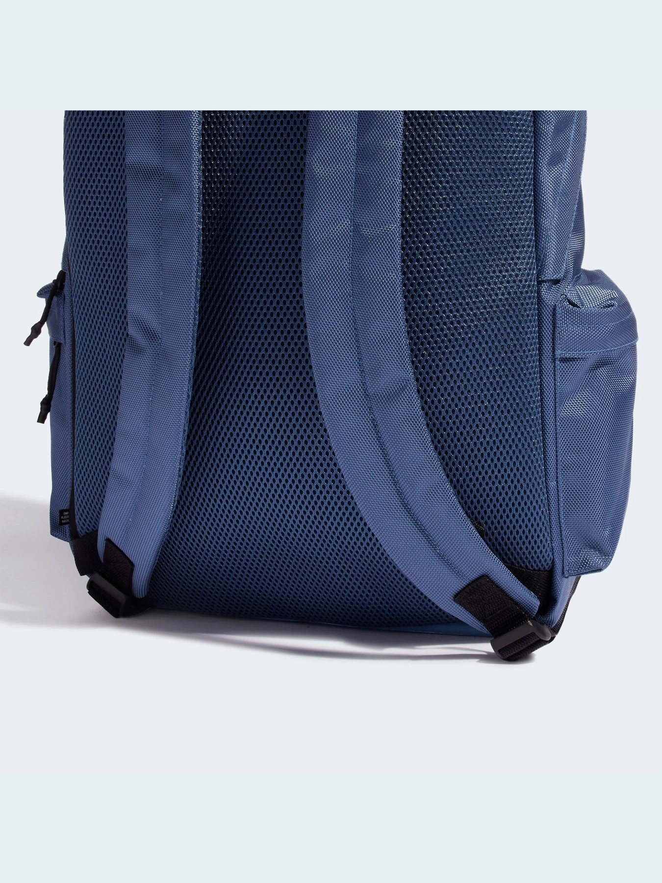Рюкзаки Adidas модель HC7260 Рюкзаки Adidas модель HC7260 Фото