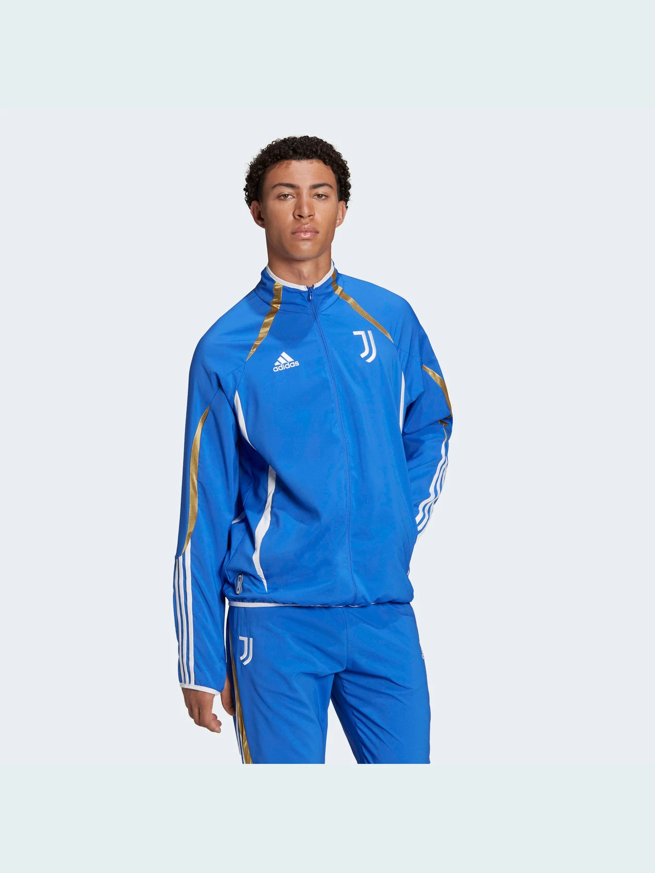Куртки и дубленки Adidas модель H67137 Фото