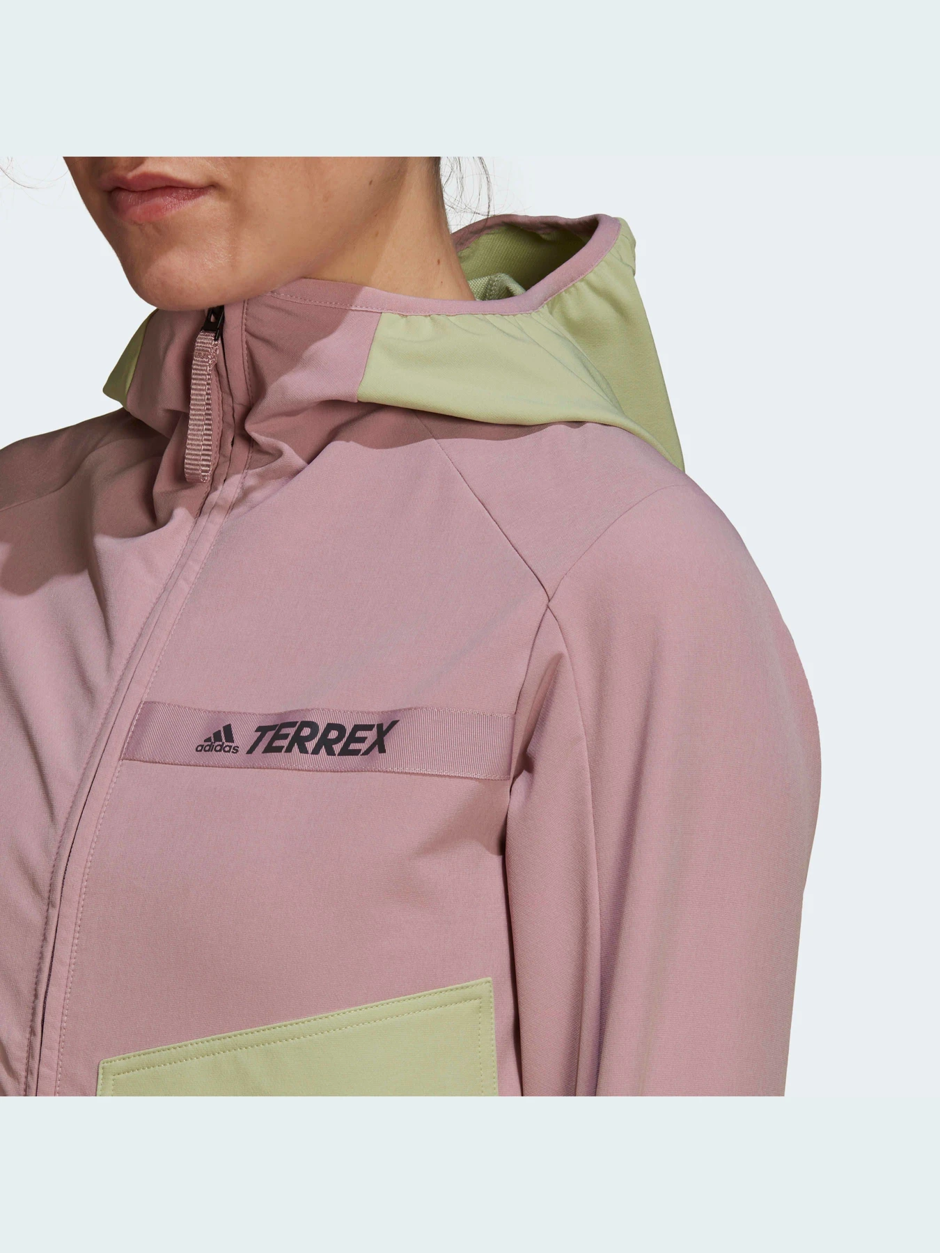 Куртки и дубленки Adidas модель H53398 Куртки и дубленки Adidas модель H53398 Фото