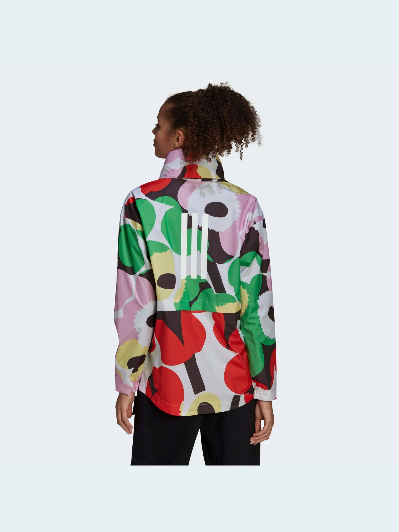 Куртки и дубленки Adidas x Marimekko модель HC1721 Куртки и дубленки Adidas x Marimekko модель HC1721 Фото