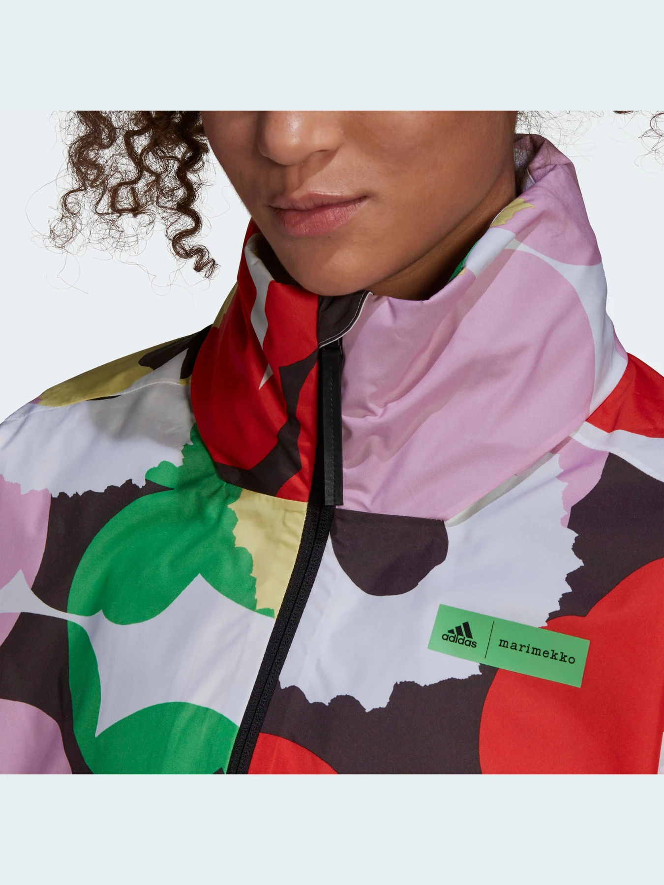 Куртки и дубленки Adidas x Marimekko модель HC1721 Куртки и дубленки Adidas x Marimekko модель HC1721 Фото