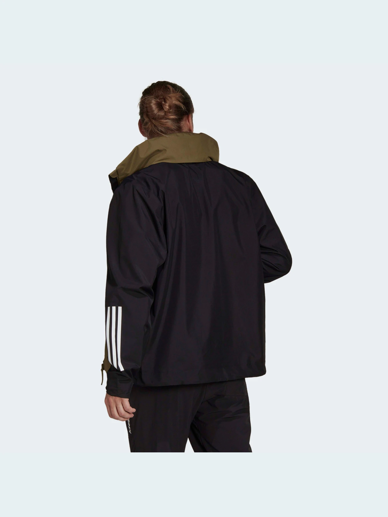 Куртки и дубленки Adidas 3 Stripes модель H65774 Фото