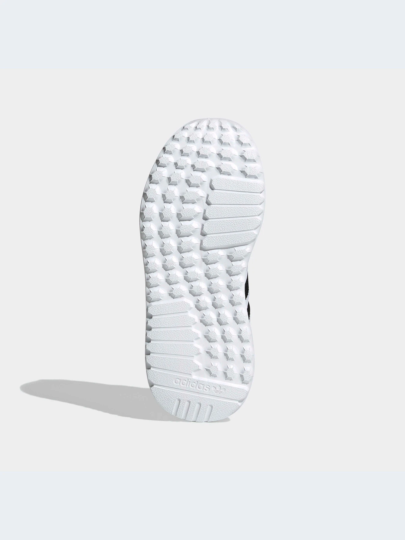Кроссовки Adidas модель FW0583 Фото