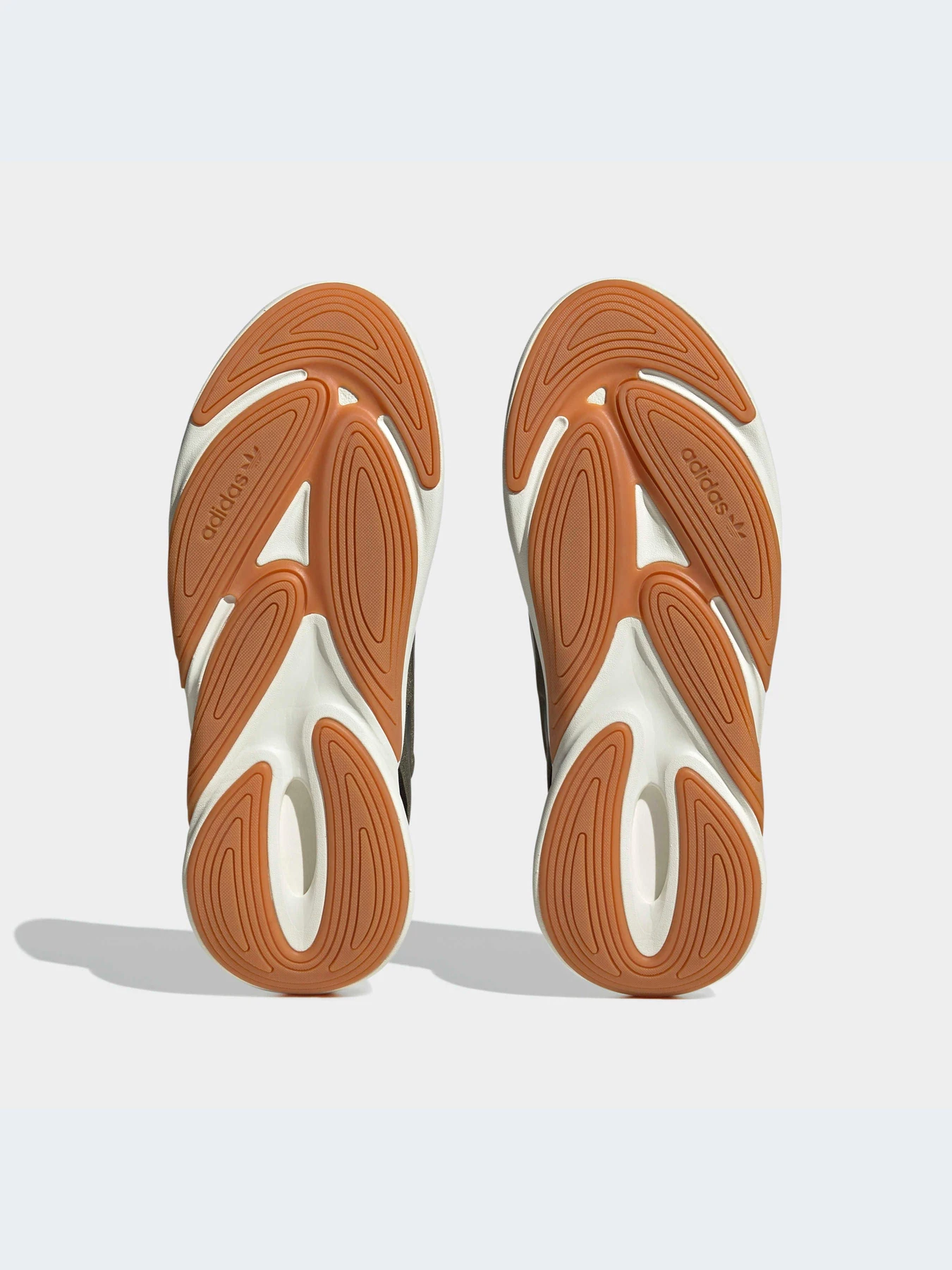 Кросівки Adidas Ozweego модель HP2857 Фото