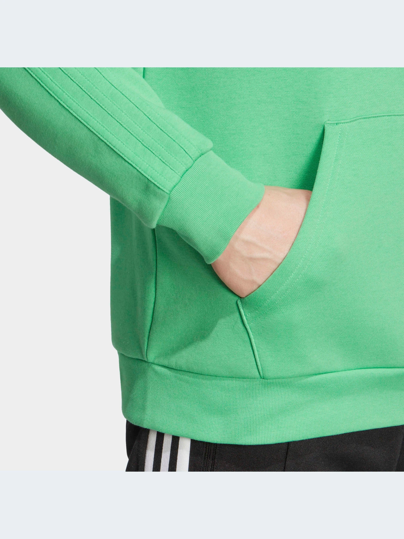 Худи и свитшоты Adidas Graphics модель HZ1163 Худи и свитшоты Adidas Graphics модель HZ1163 Фото