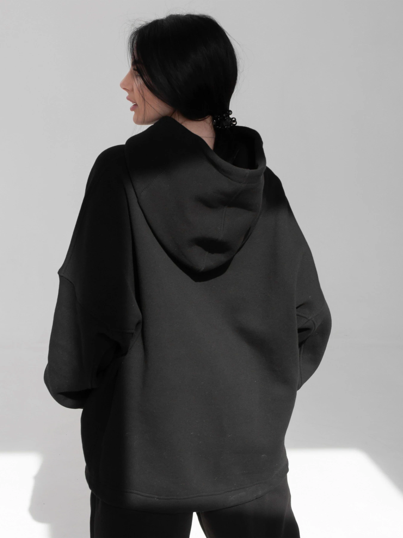 Худи и свитшоты IJ модель ij-hoodie-black Худи и свитшоты IJ модель ij-hoodie-black Фото