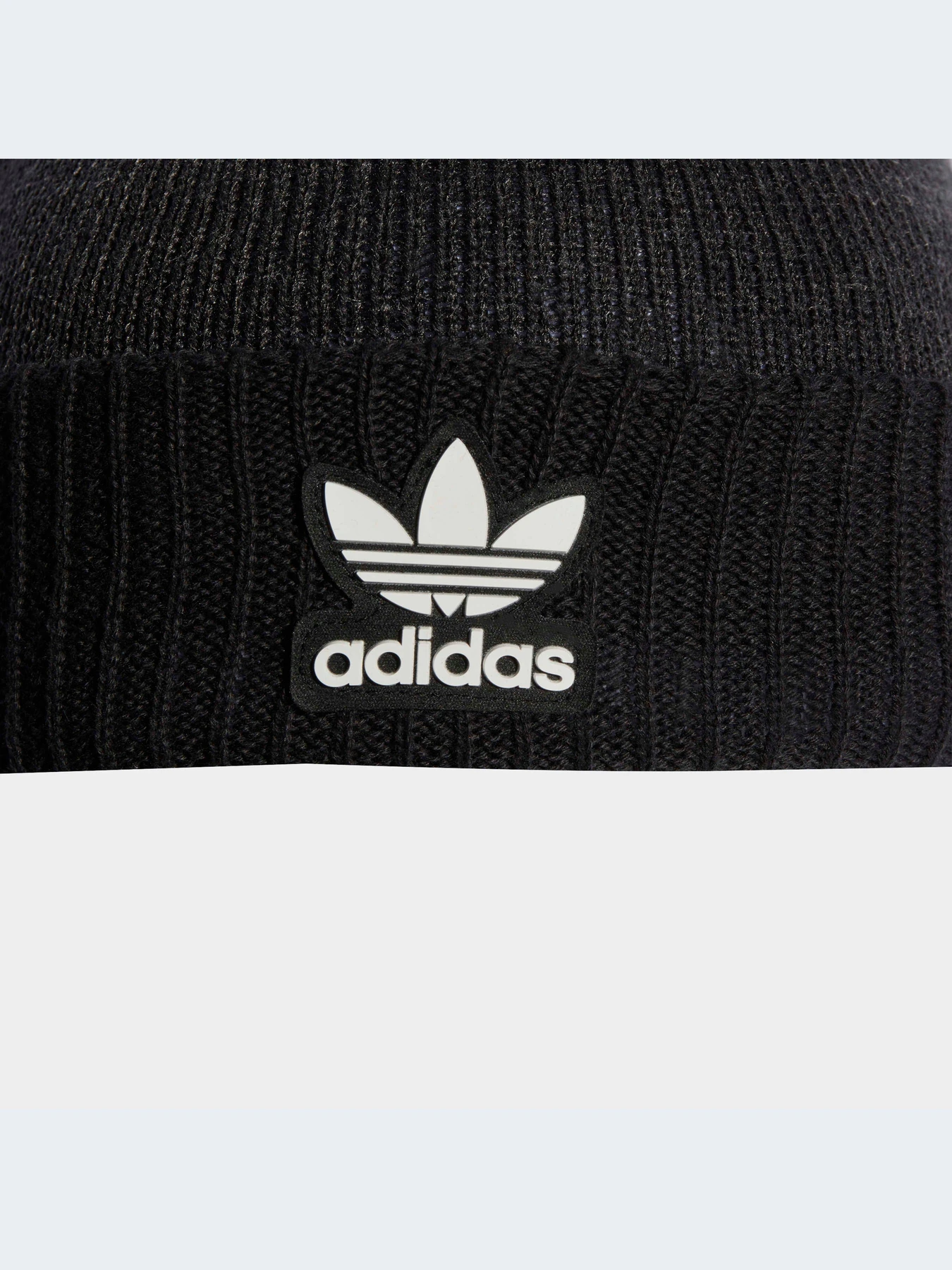Шапки та кепки Adidas Культові силуети модель II0745 Фото